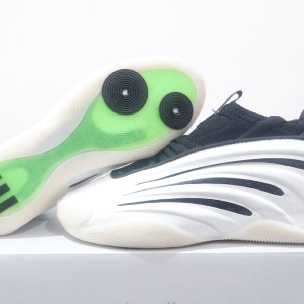 ADIDAS HARDEN 9 LOW PEARLIZED