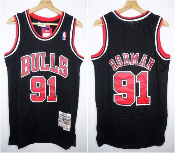CLASSIC HWC BULLS #91 RODMAN HITAM MITCHELL & NESS
