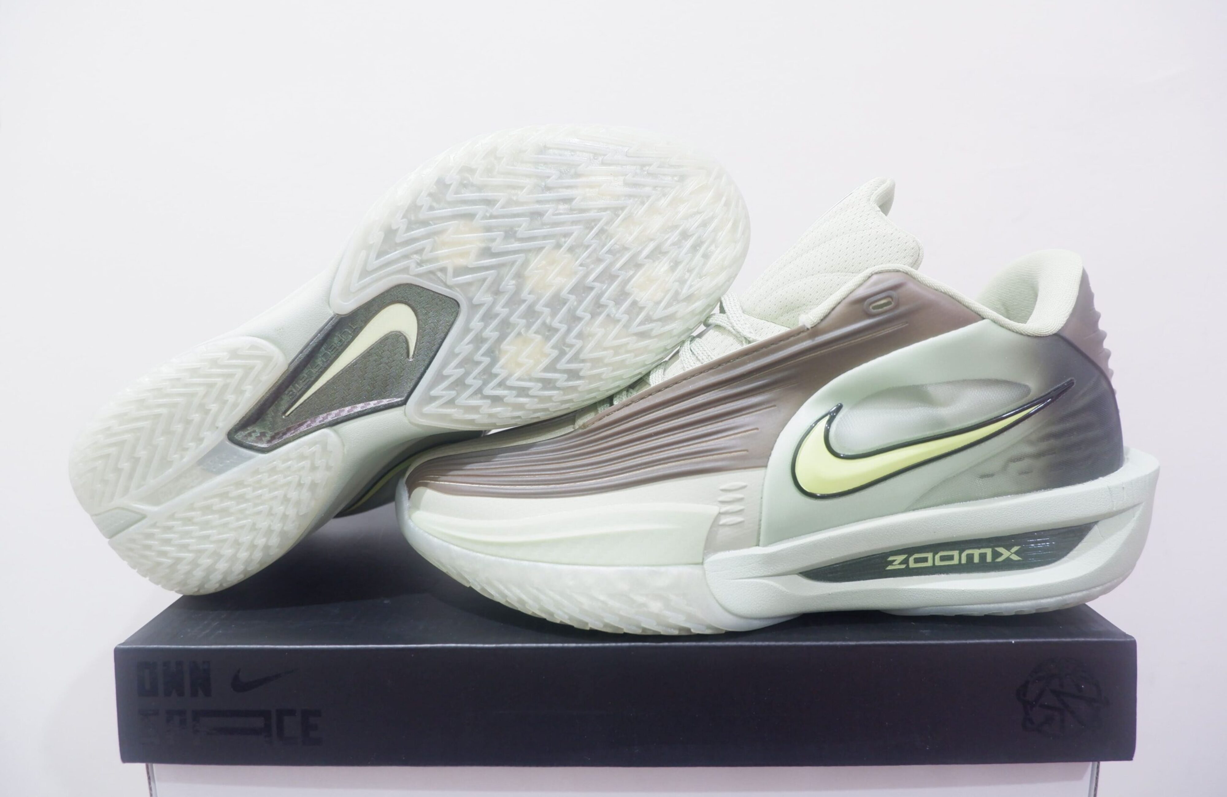 NIKE AIR ZOOM GT CUT 3 TURBO LOW DEVIL GREEN