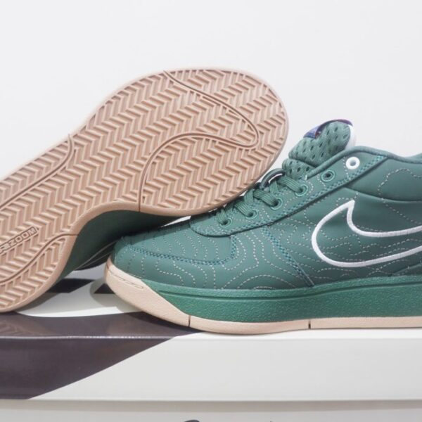 NIKE BOOK 1 LOW FLAGSTAFF