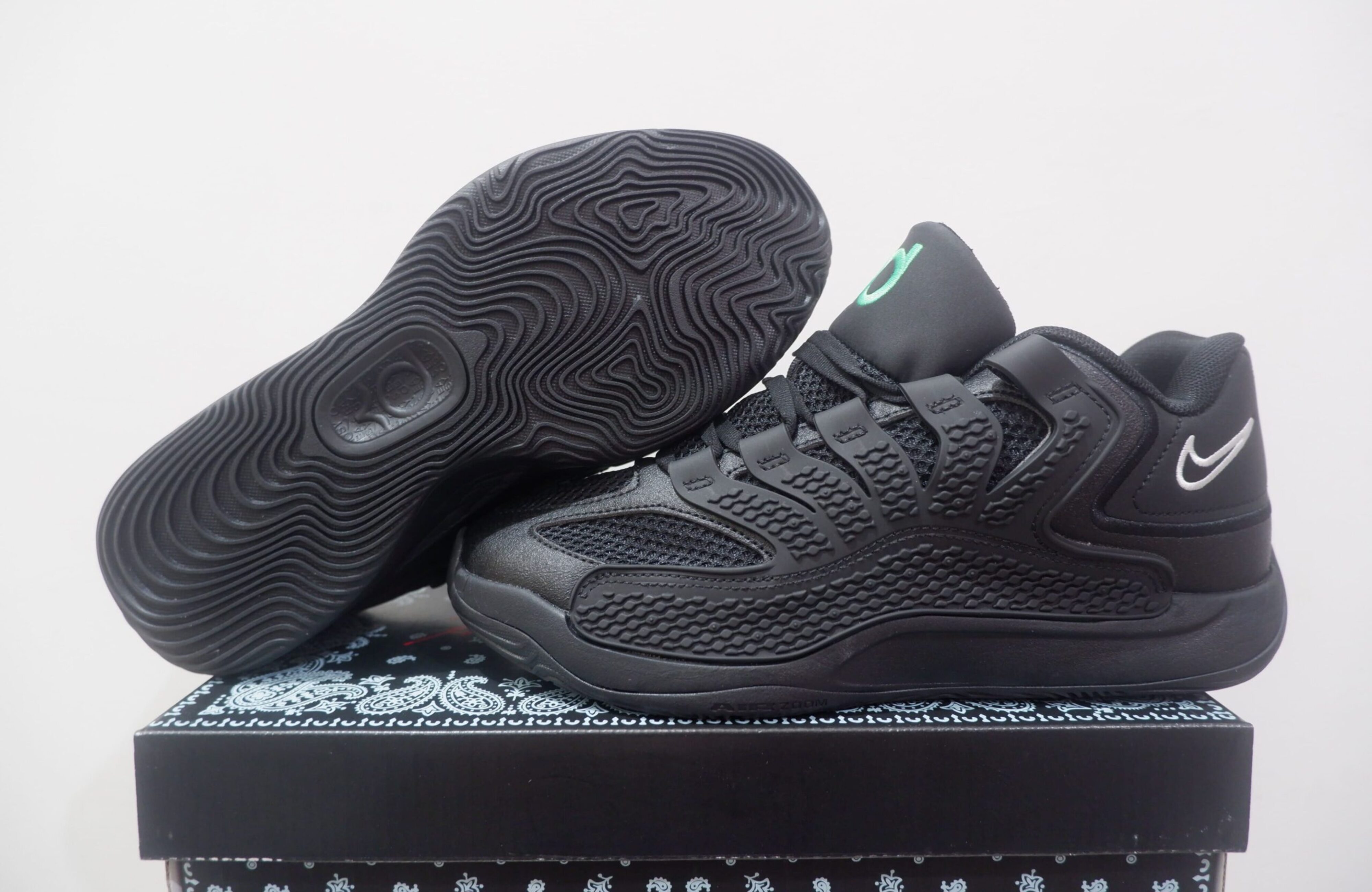 NIKE KD 18 LOW BLACK LABEL PACK