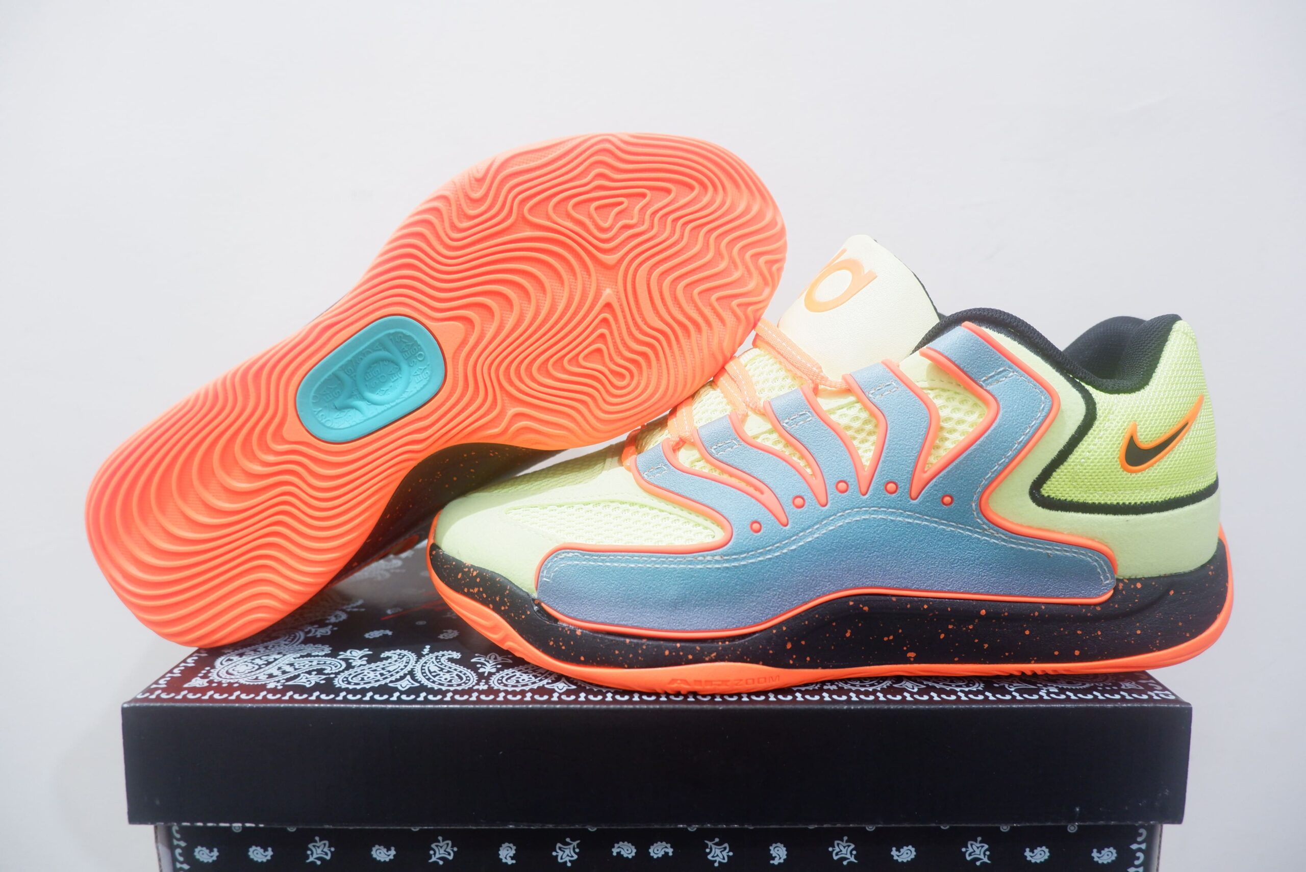 NIKE KD 18 LOW WEATHERMAN