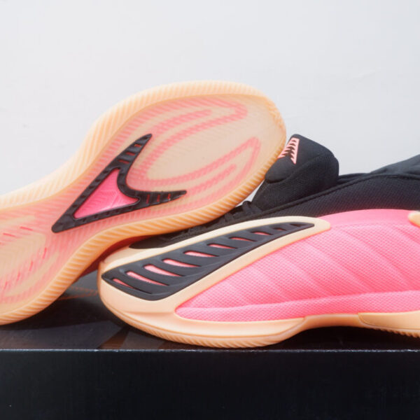 SEPATU BASKET AD AE 2 LOW WITH LOVE