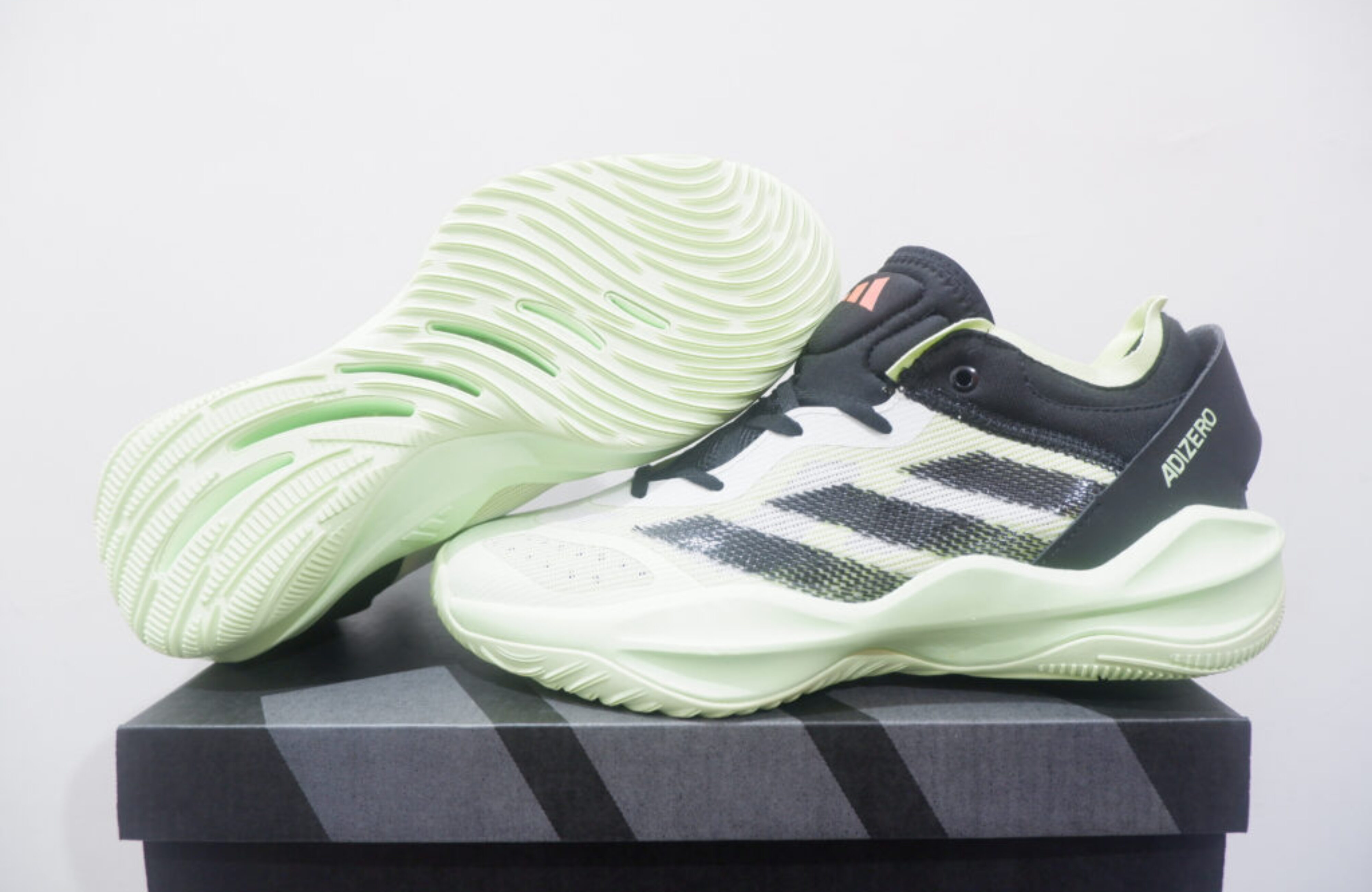 ADIDAS ADIZERO SELECT 2.0 LOW LUCID LEMON