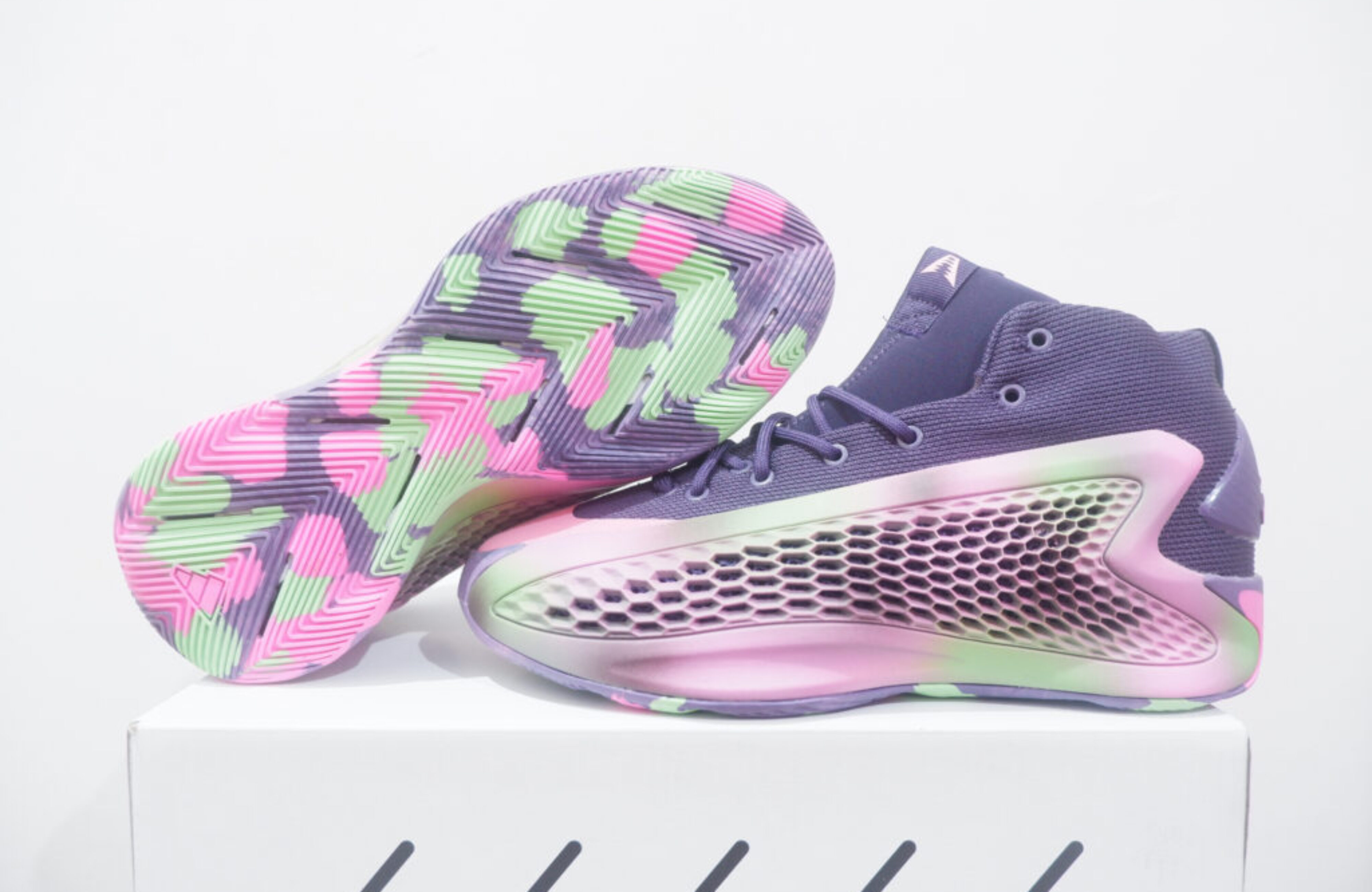 ADIDAS AE 1 HIGH MX FUCHSIA