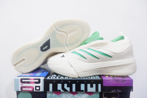 ADIDAS DAME 9 LOW GREEN STRIKE . IDR 650K ADIDAS DAME 9 LOW GREEN STRIKE