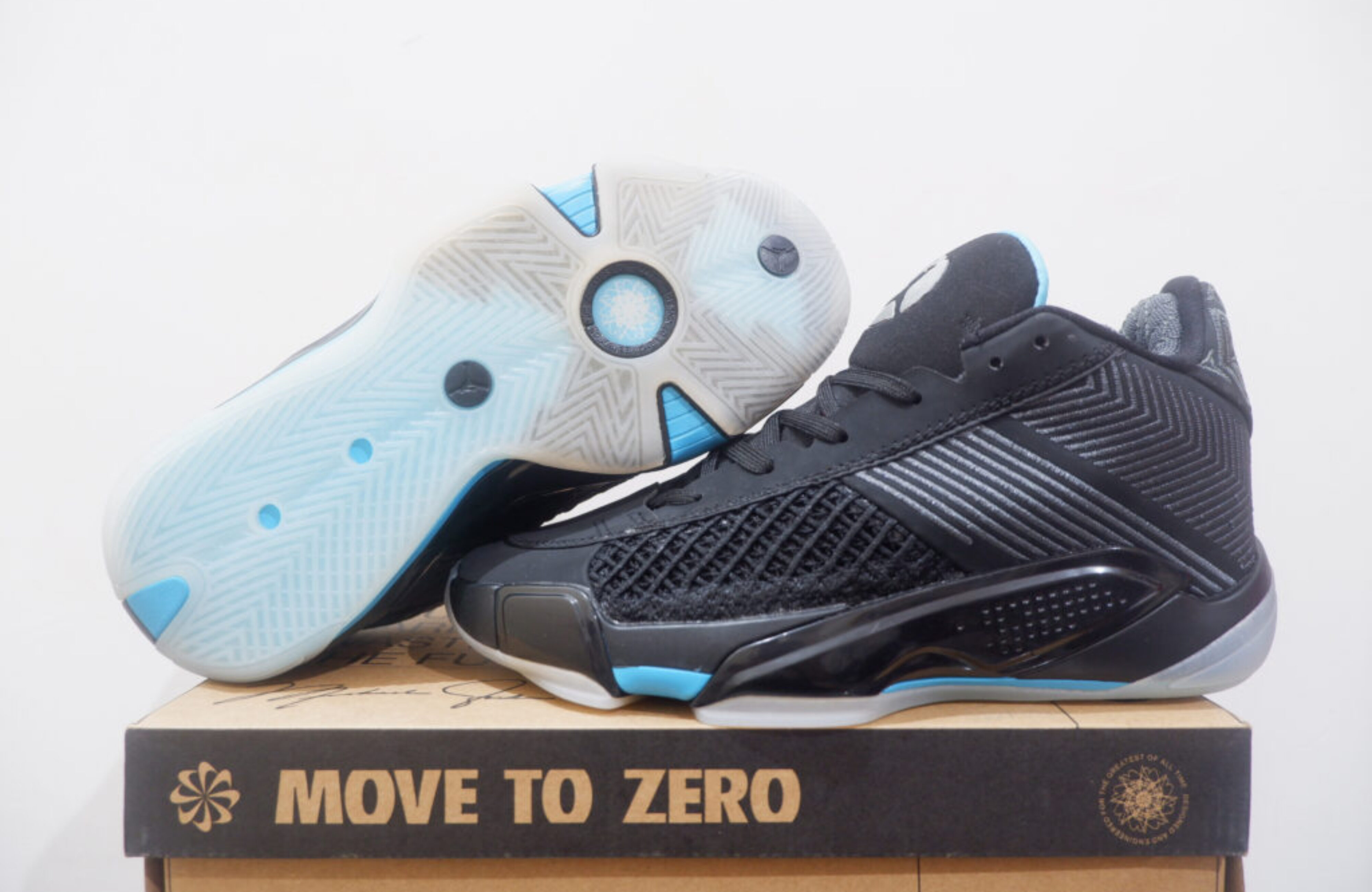 AIRJORDAN 38 LOW BLACK ICE