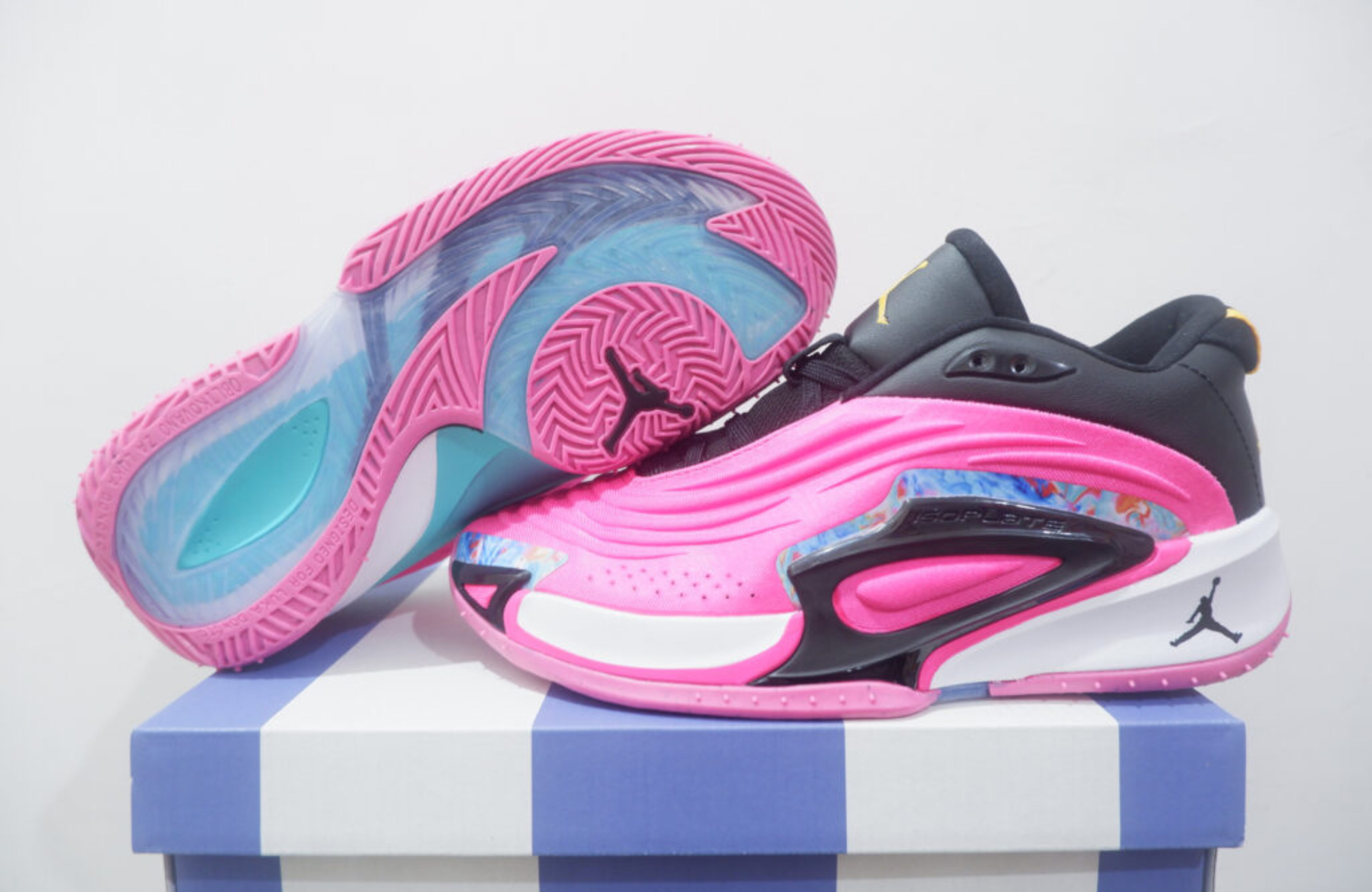 AIRJORDAN LUKA 3 LOW IMAGINARIUM PACK