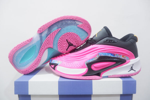 AIRJORDN LUKA 3 LOW IMAGINARIUM PACK AIRJORDAN LUKA 3 LOW IMAGINARIUM PACK