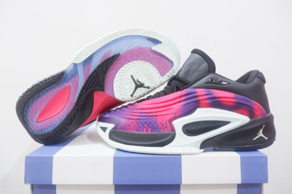 AIRJORDAN LUKA 3 LOW MIDNIGHT RACER