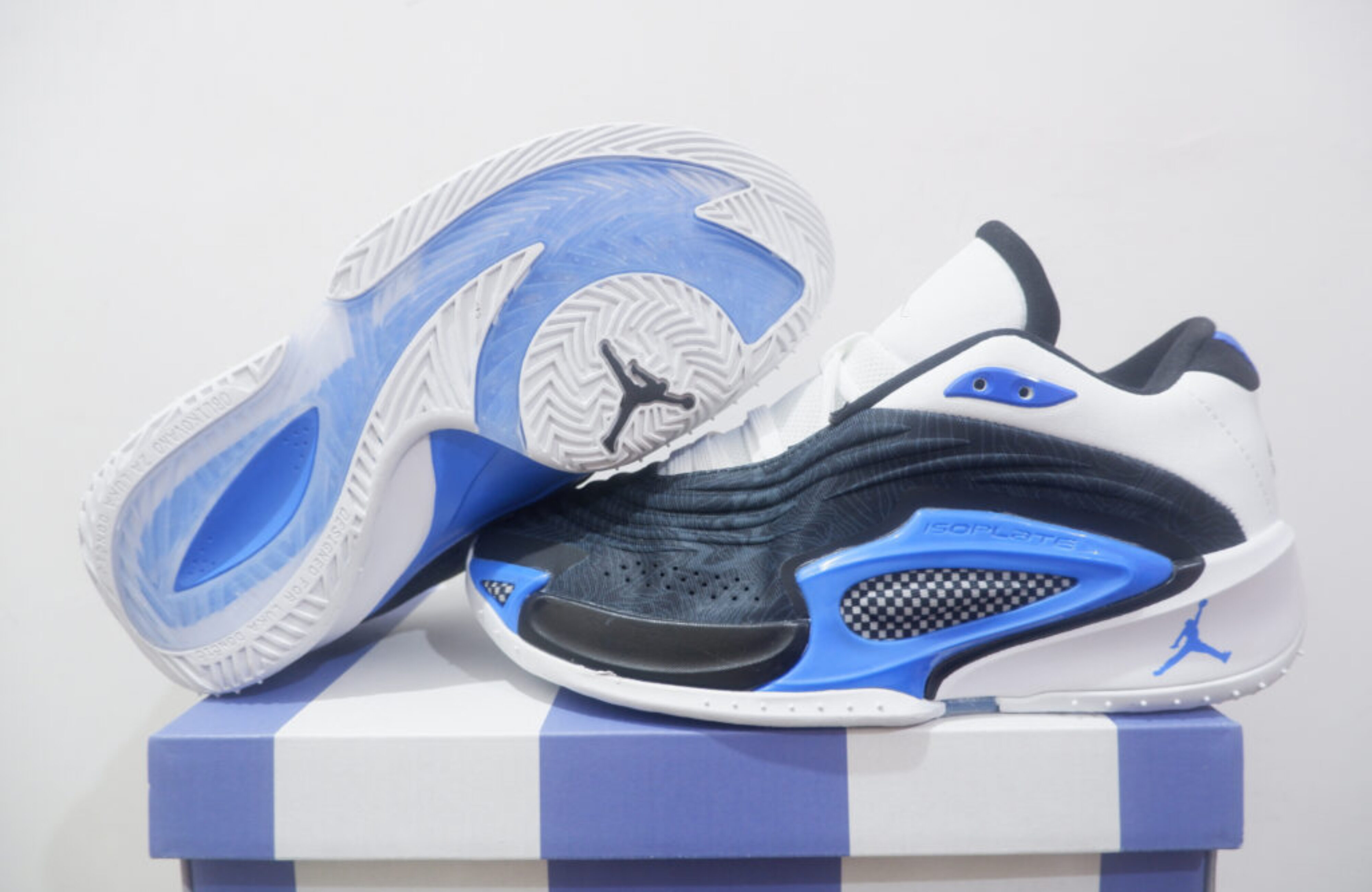 AIRJORDAN LUKA 3 LOW MOTORSPORT ALTERNATE