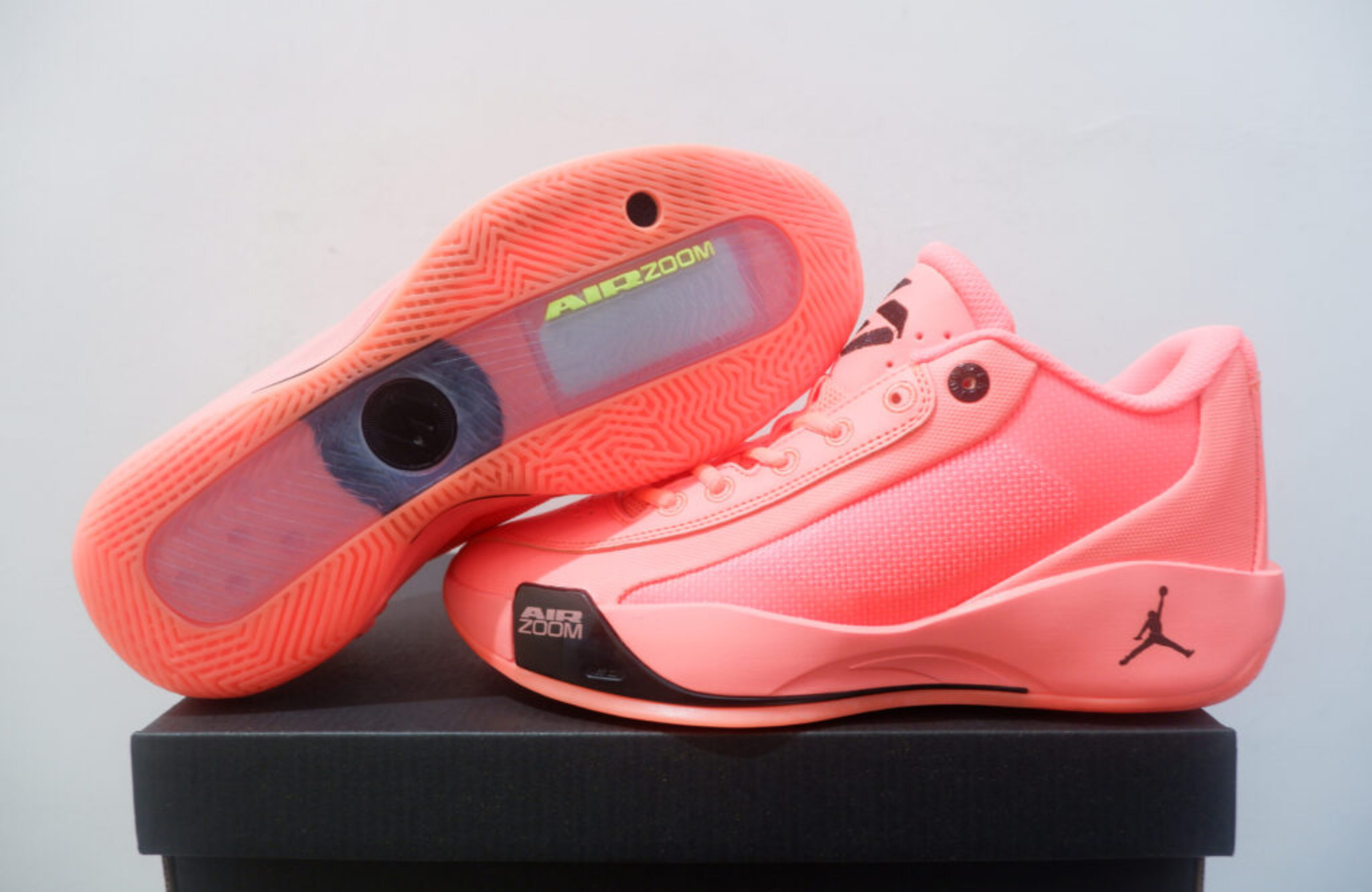 AIRJORDAN LUKA 77 LOW BRIGHT MANGO