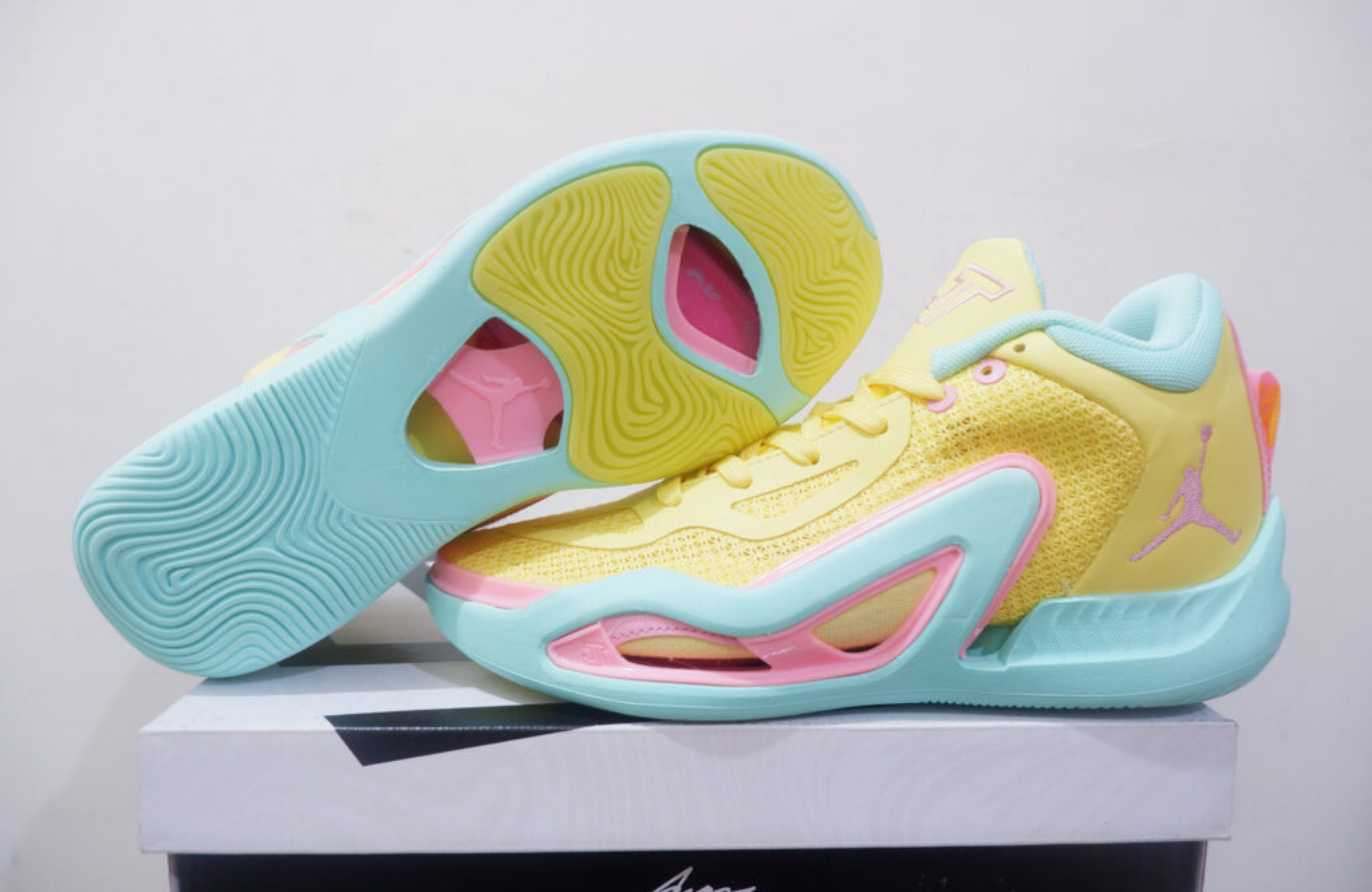 AIRJORDAN TATUM 1 HIGH ARCHER AVE YELLOW
