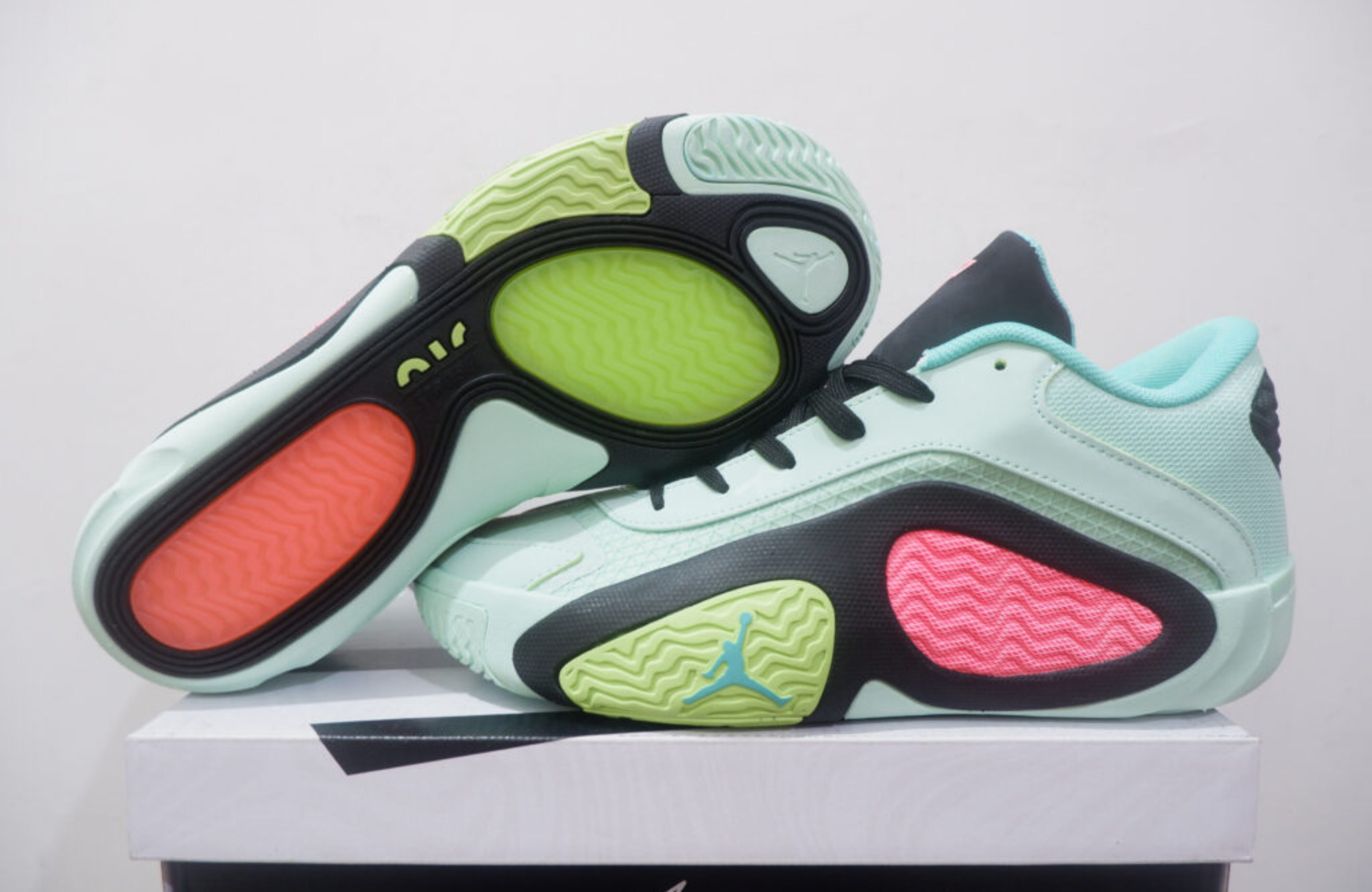 AIRJORDAN TATUM 2 LOW VORTEX