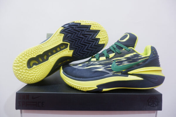 NIKE AIR ZOOM GT CUT 2 LOW OREGON DUCKS BLACK
