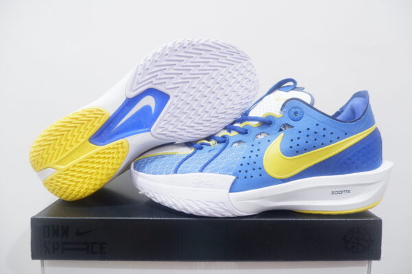 NIKE AIR ZOOM GT CUT 3 LOW LOVE & BASKETBALL