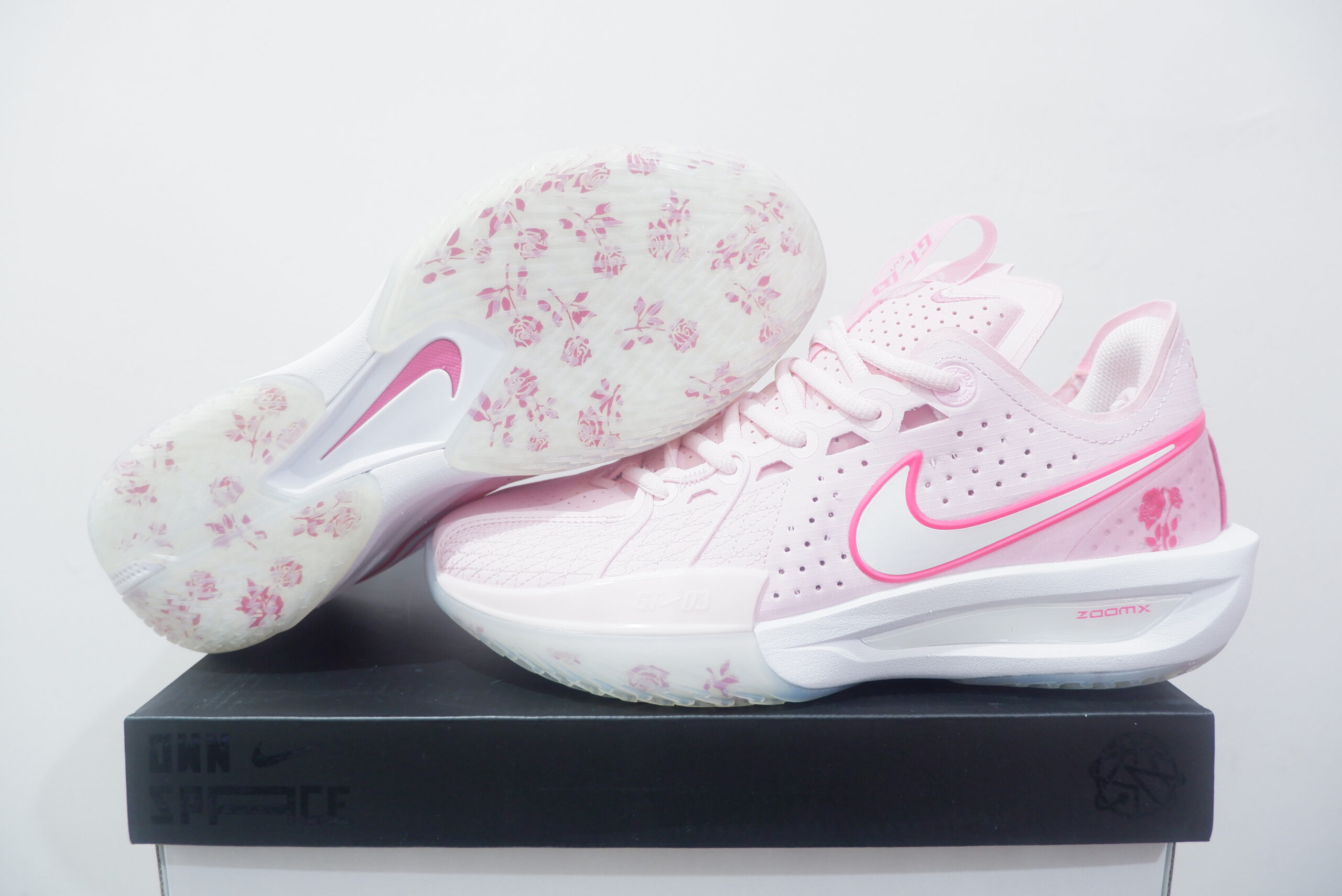 NIKE AIR ZOOM GT CUT 3 LOW SAKURA PINK