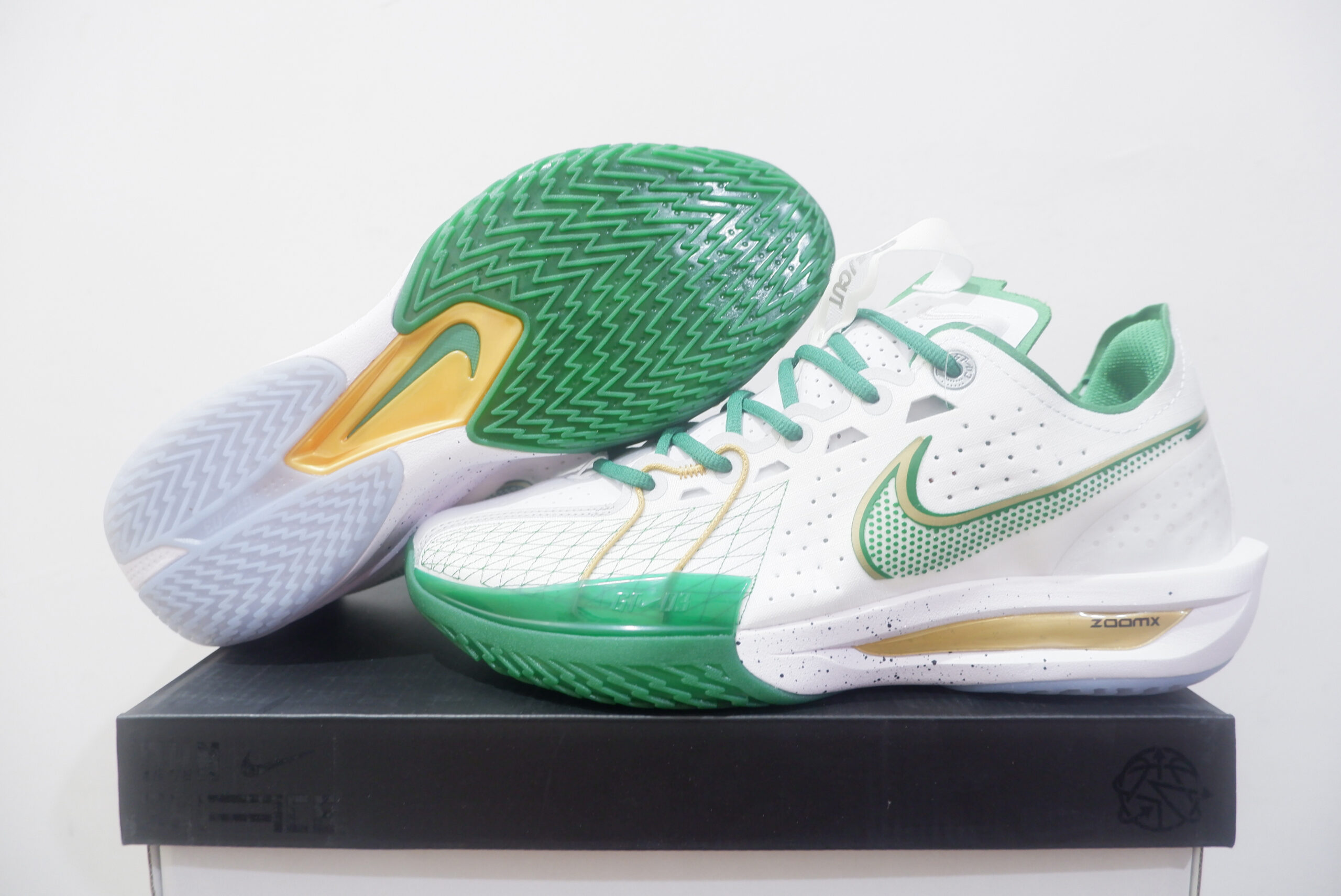 NIKE AIR ZOOM GT CUT 3 LOW TEAM BOSTON