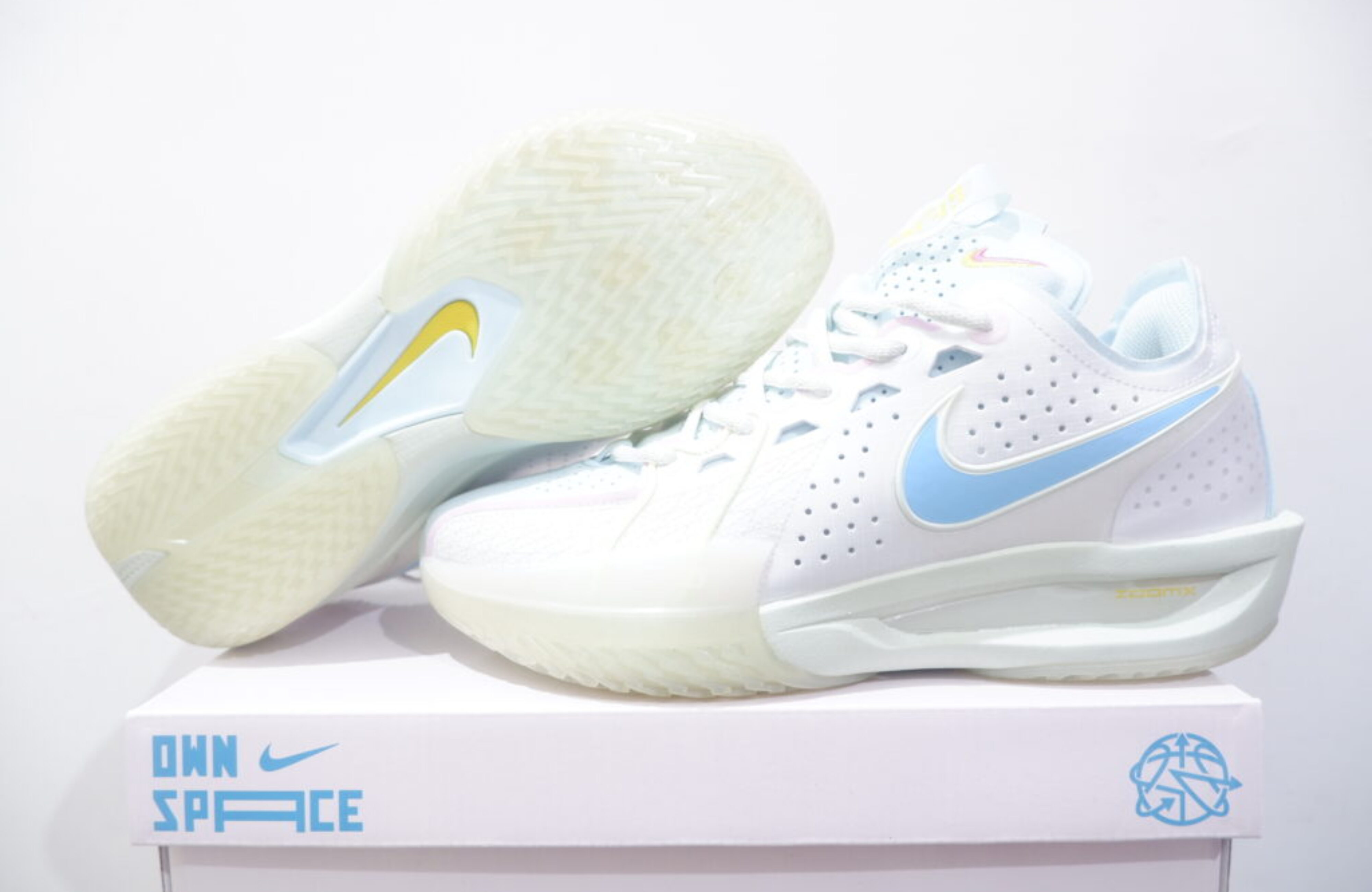 NIKE AIR ZOOM GT CUT 3 LOW WHITE AQUARIUS