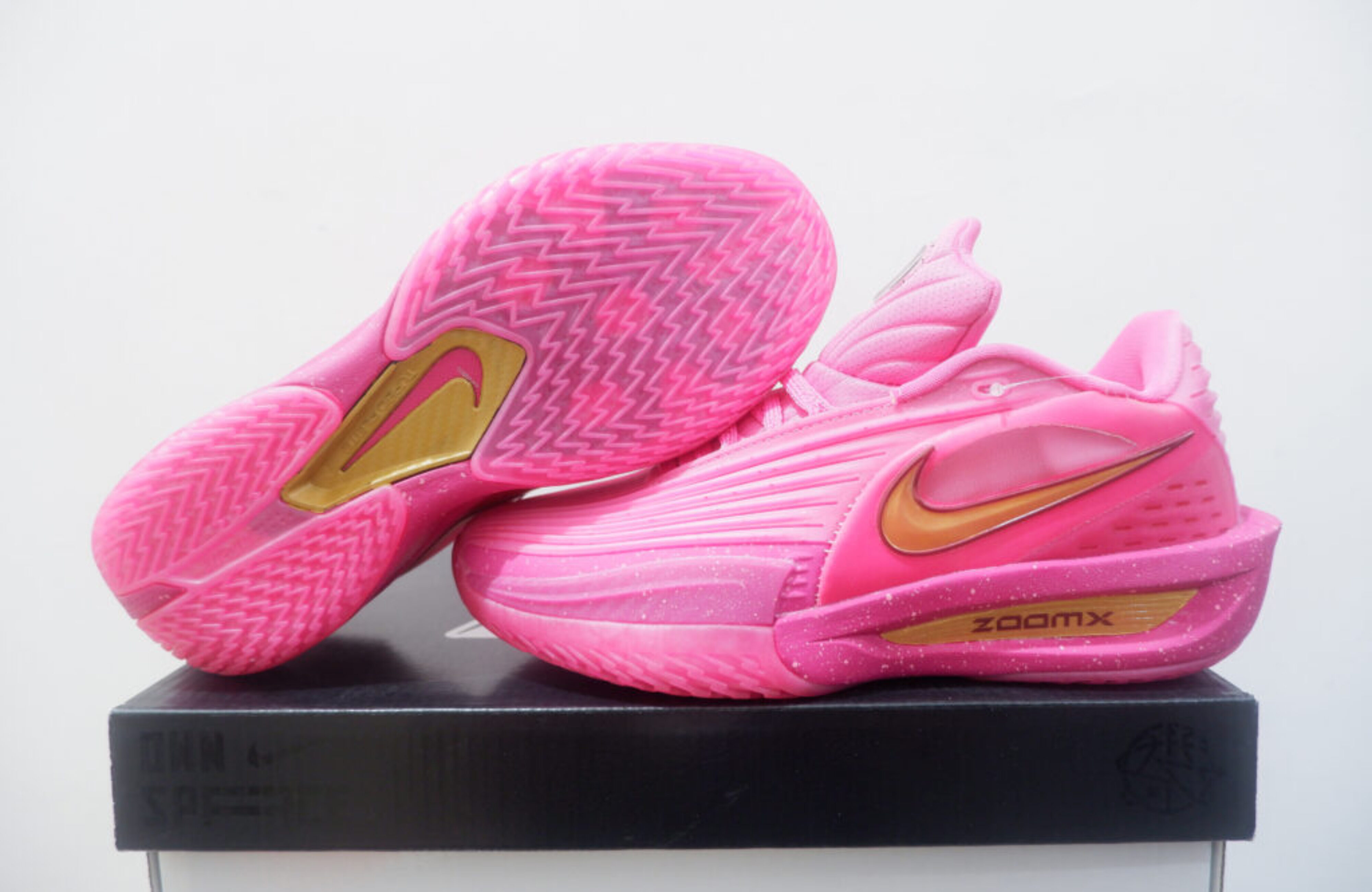 NIKE AIR ZOOM GT CUT 3 TURBO LOW PE ROB DILLINGHAM SIZE 36-39