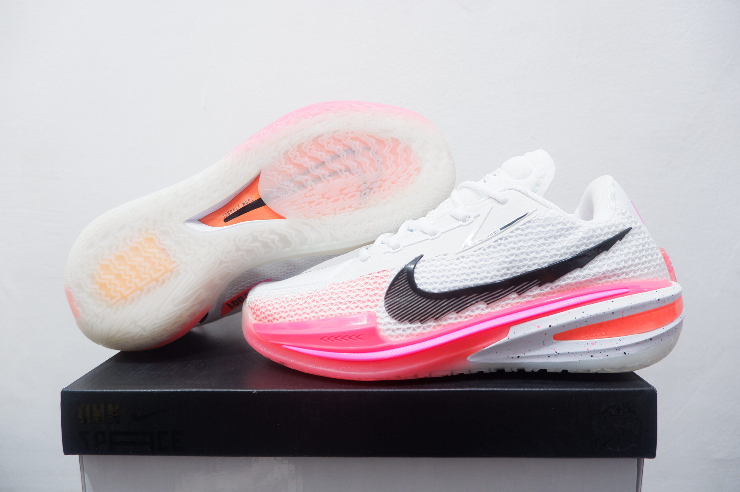 NIKE AIR ZOOM GT CUT LOW WHITE CRIMSON