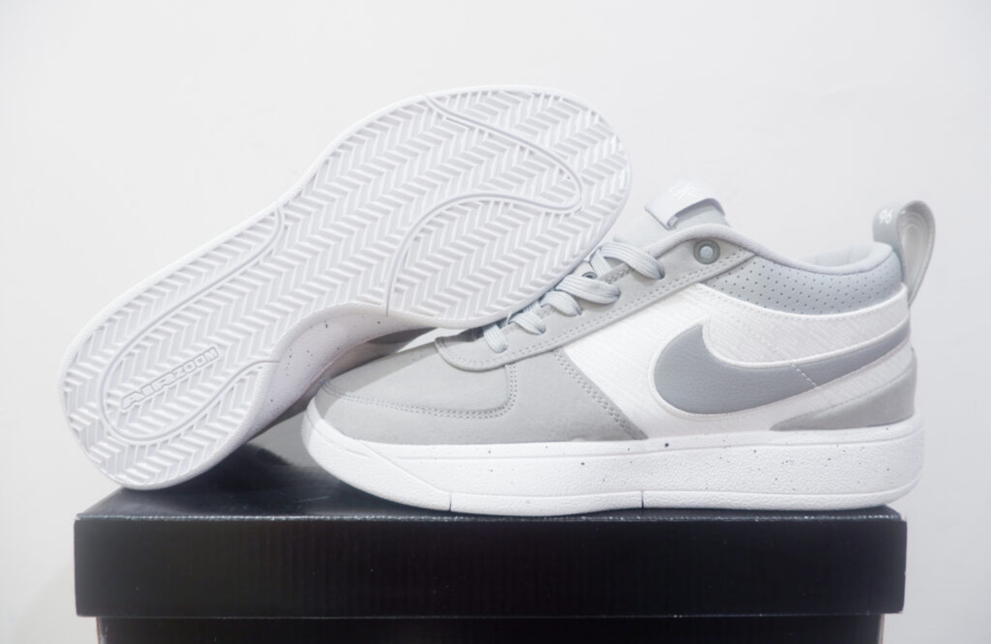 NIKE BOOK 1 LOW COOL GREY