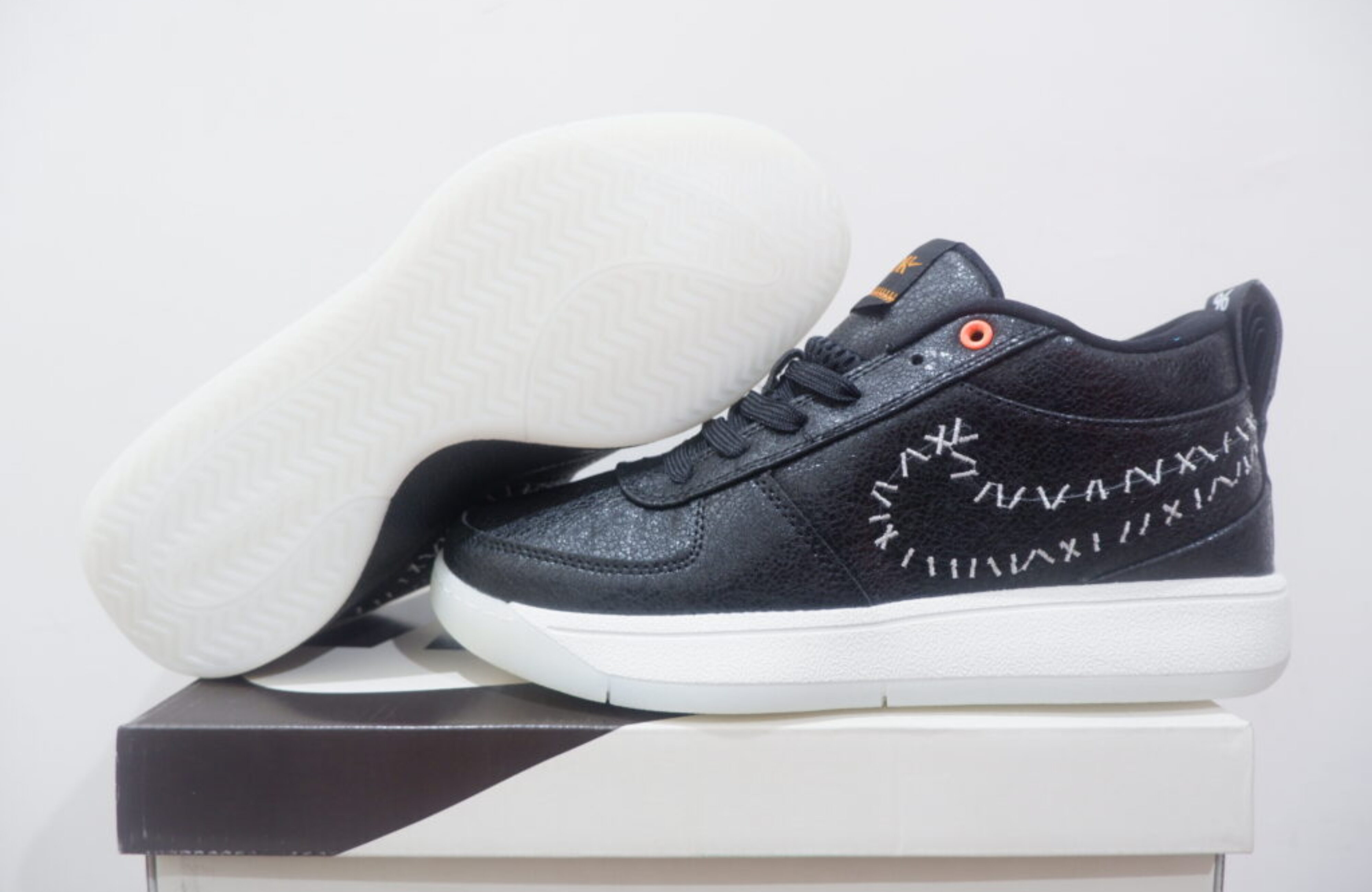 NIKE BOOK 1 LOW HALLOWEEN