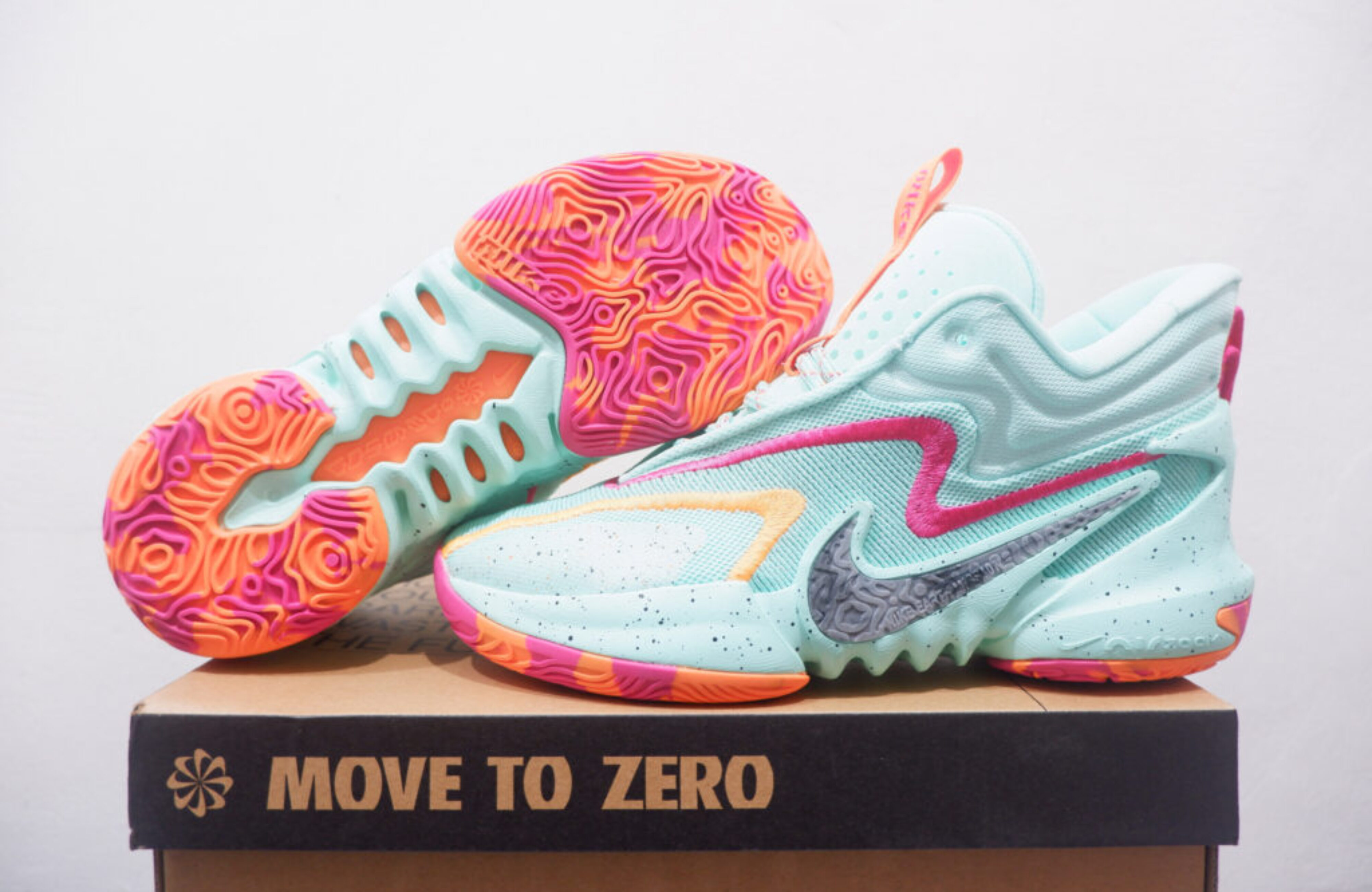NIKE COSMIC UNITY 2 HIGH ICE AQUA