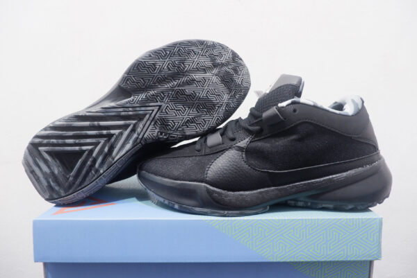 NIKE GREEK FREAK 5 LOW BLACKOUT