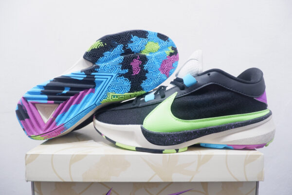 KIDS NIKE GREEK FREAK 5 LOW MADE IN SEPOLIA