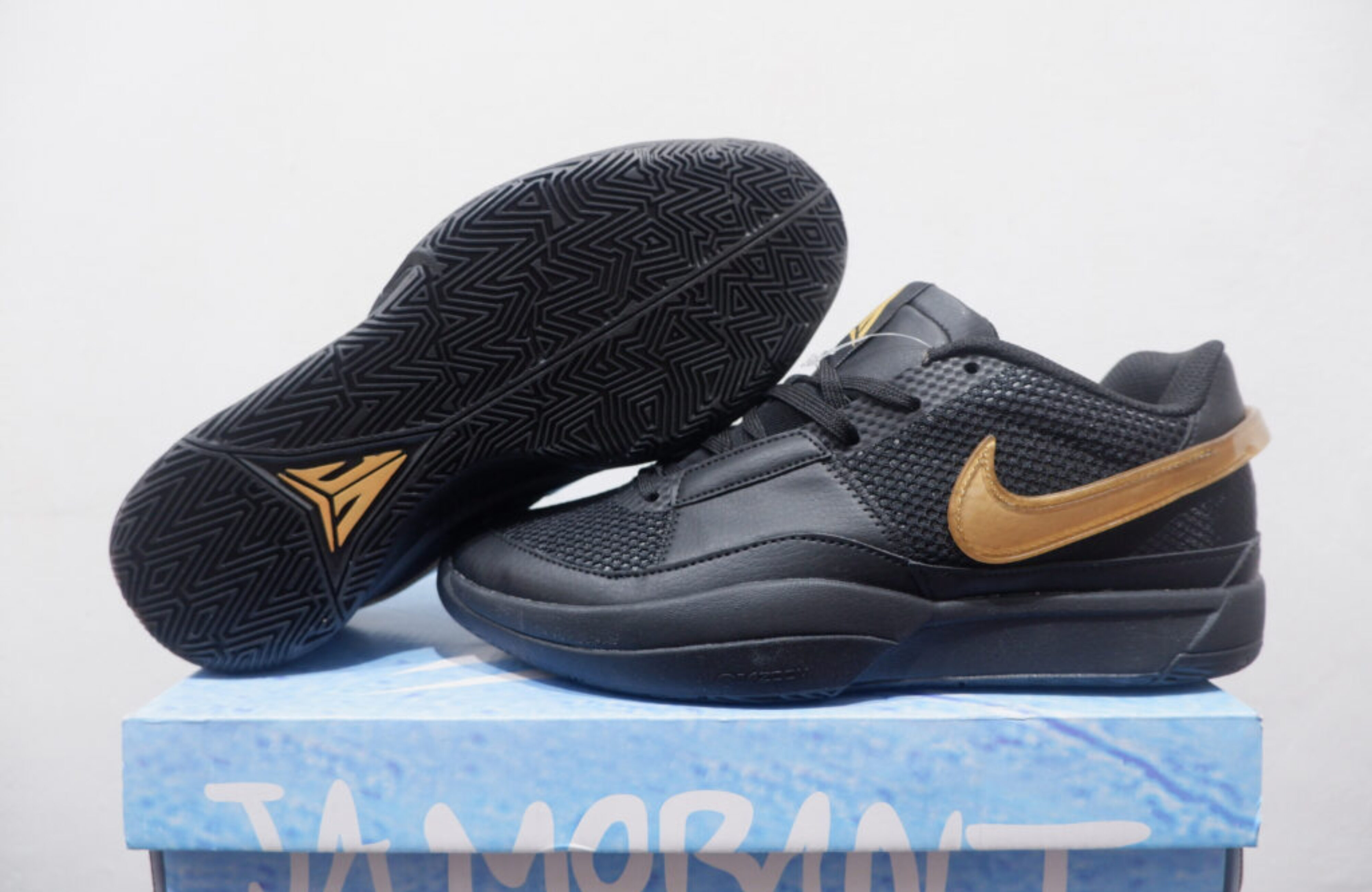 NIKE JA 1 LOW BLACK GOLD
