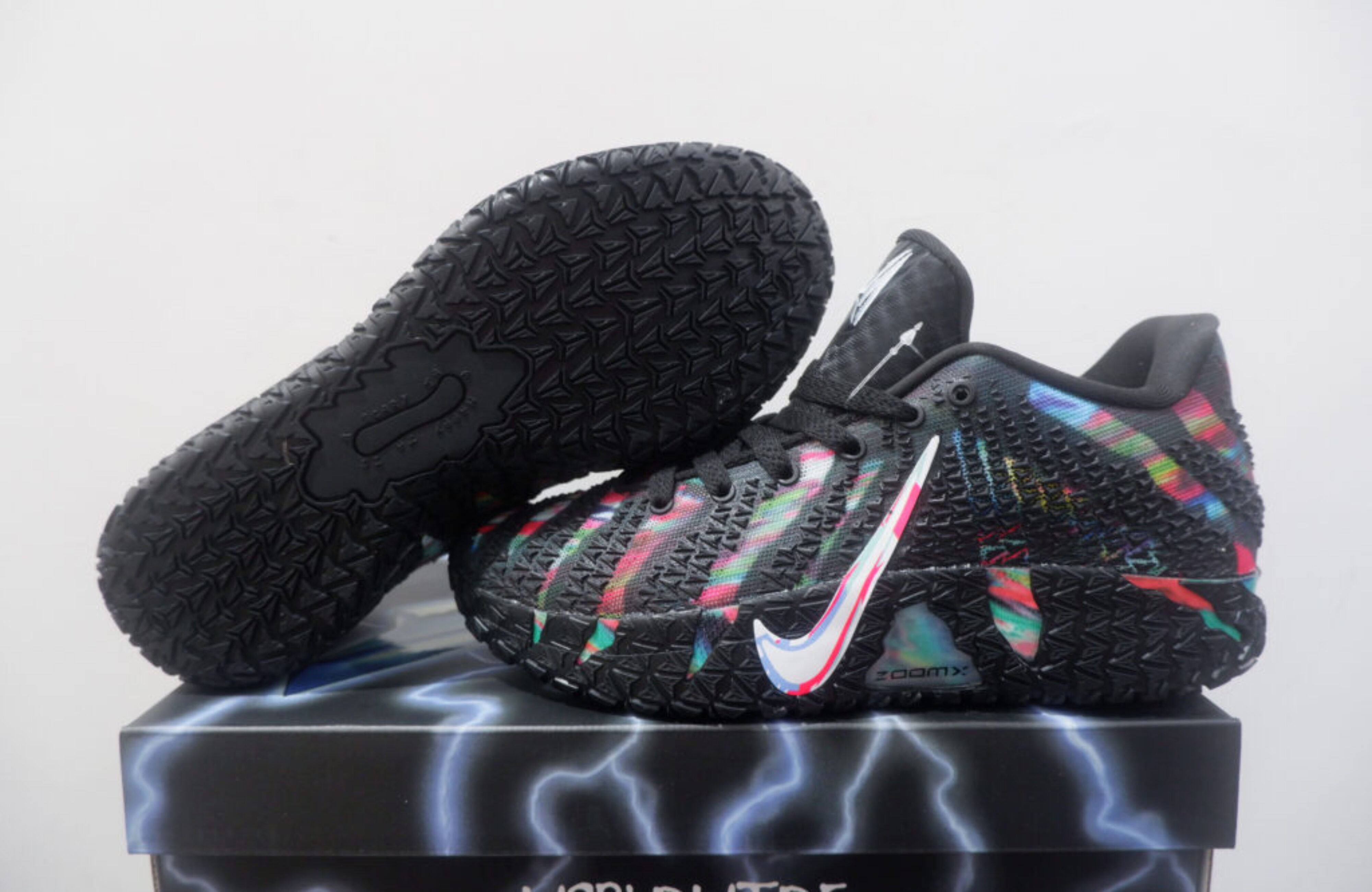 NIKE JA 3 LOW KING OF THE COURT