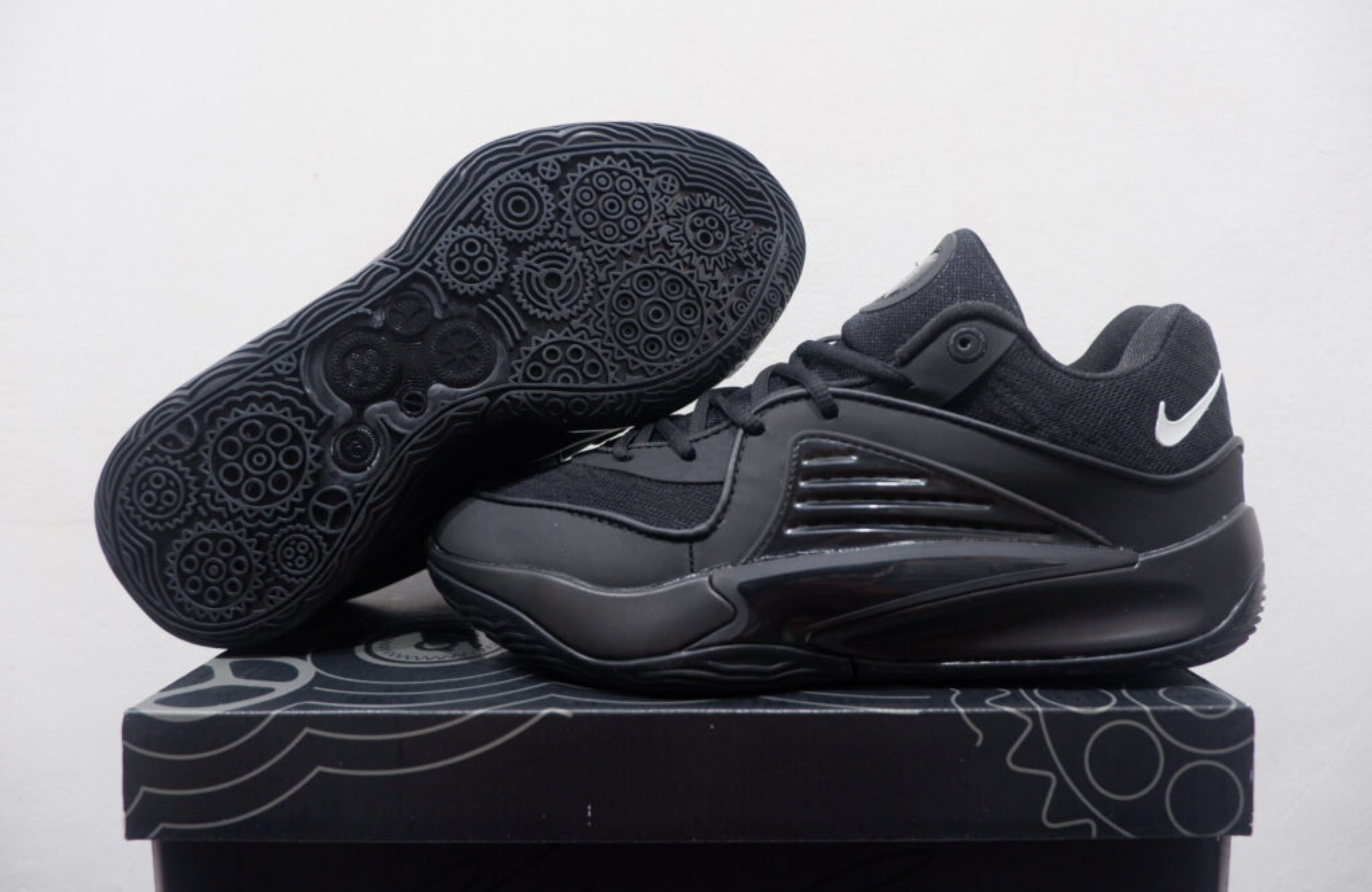 NIKE KD 16 LOW BLACKOUT SIZE 36-39