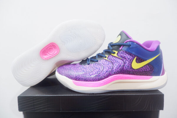 NIKE KD 17 LOW TRAVEL BALL