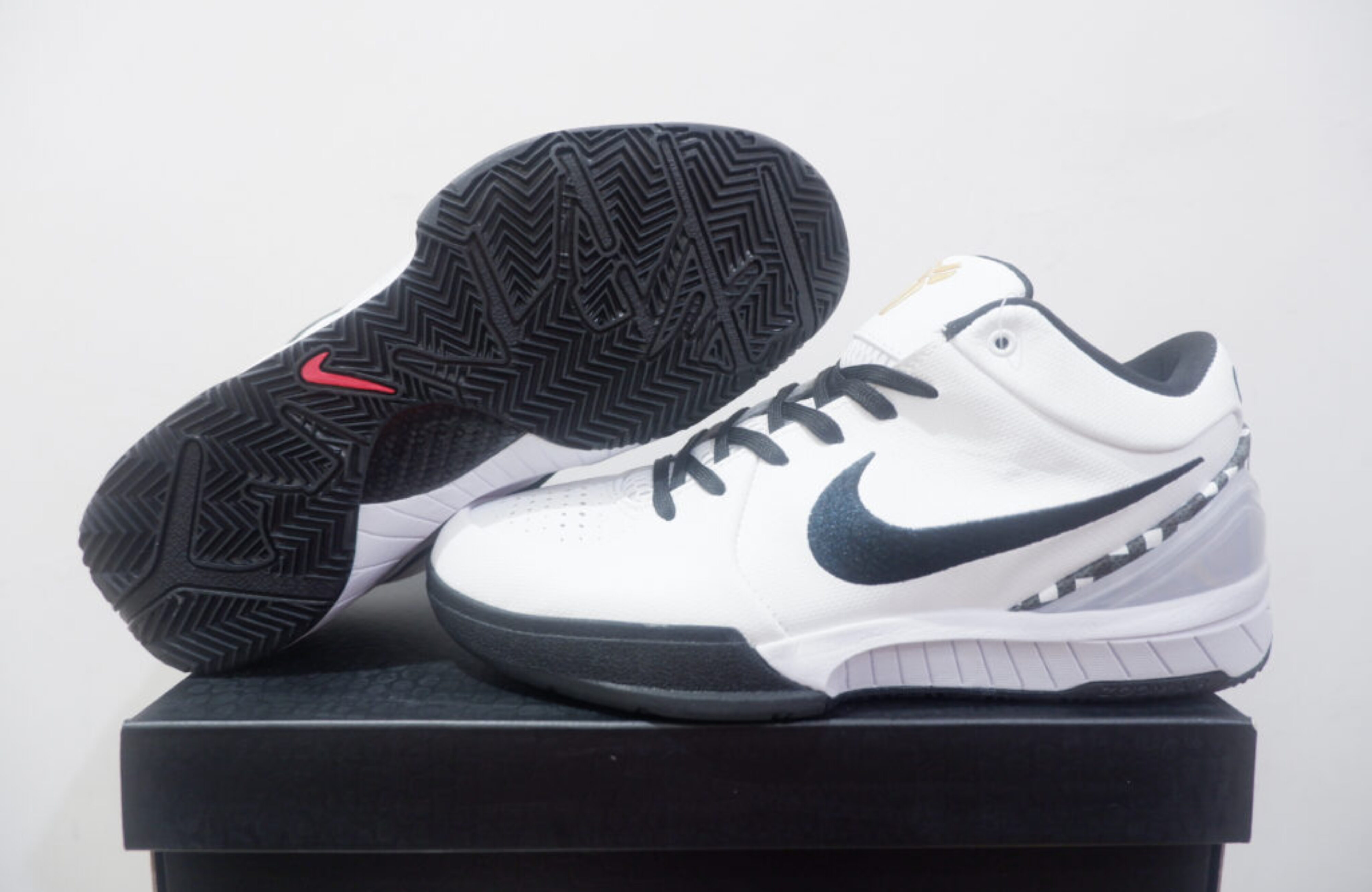 NIKE KOBE 4 PROTRO LOW MAMBACITA