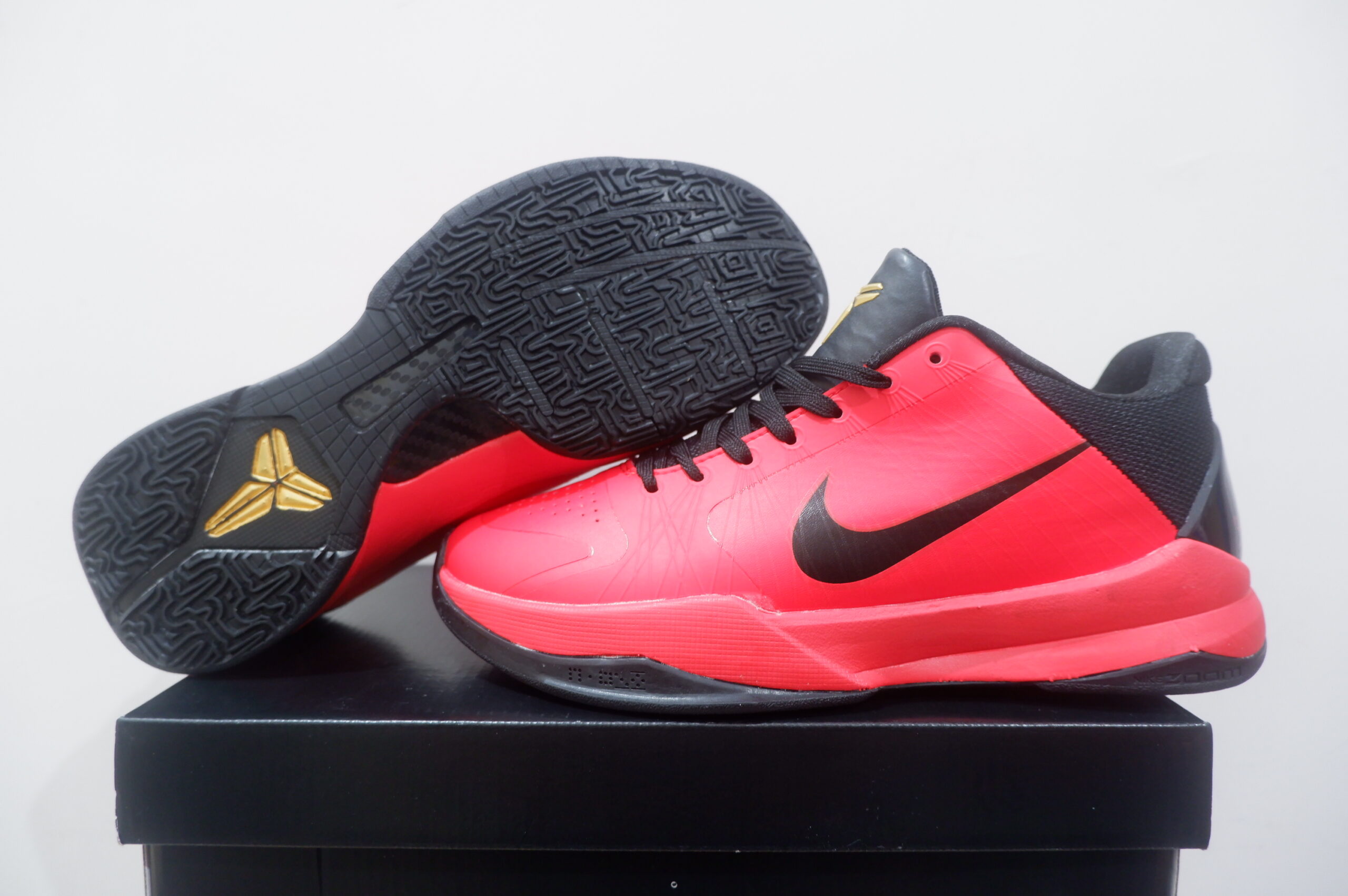 NIKE KOBE 5 PROTRO LOW RED BLACK
