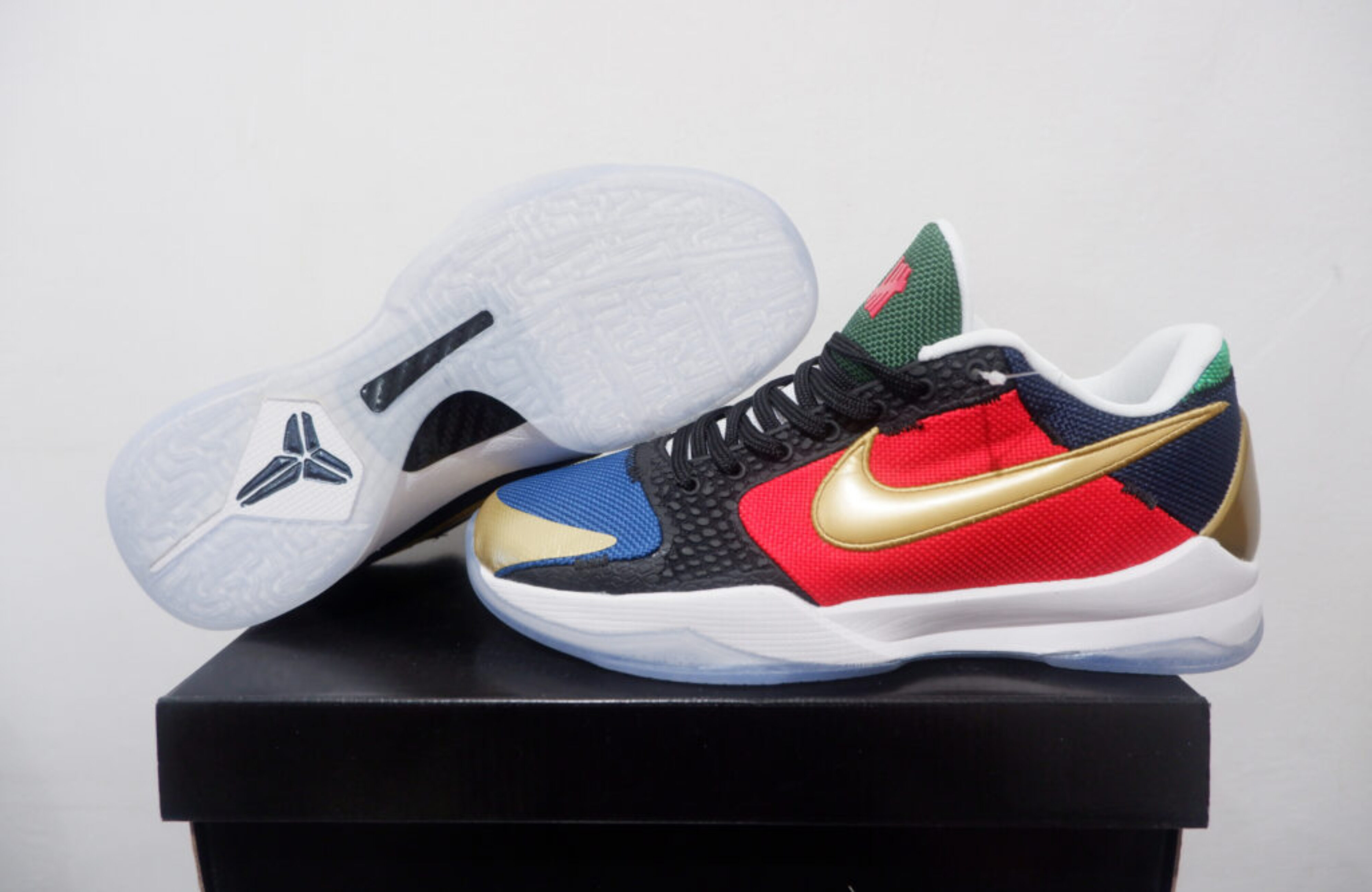 NIKE KOBE 5 PROTRO LOW UNDEFEATED DOUBLE DIGIT