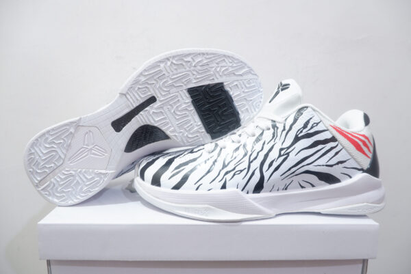 NIKE KOBE 5 PROTRO LOW WHITE TIGER