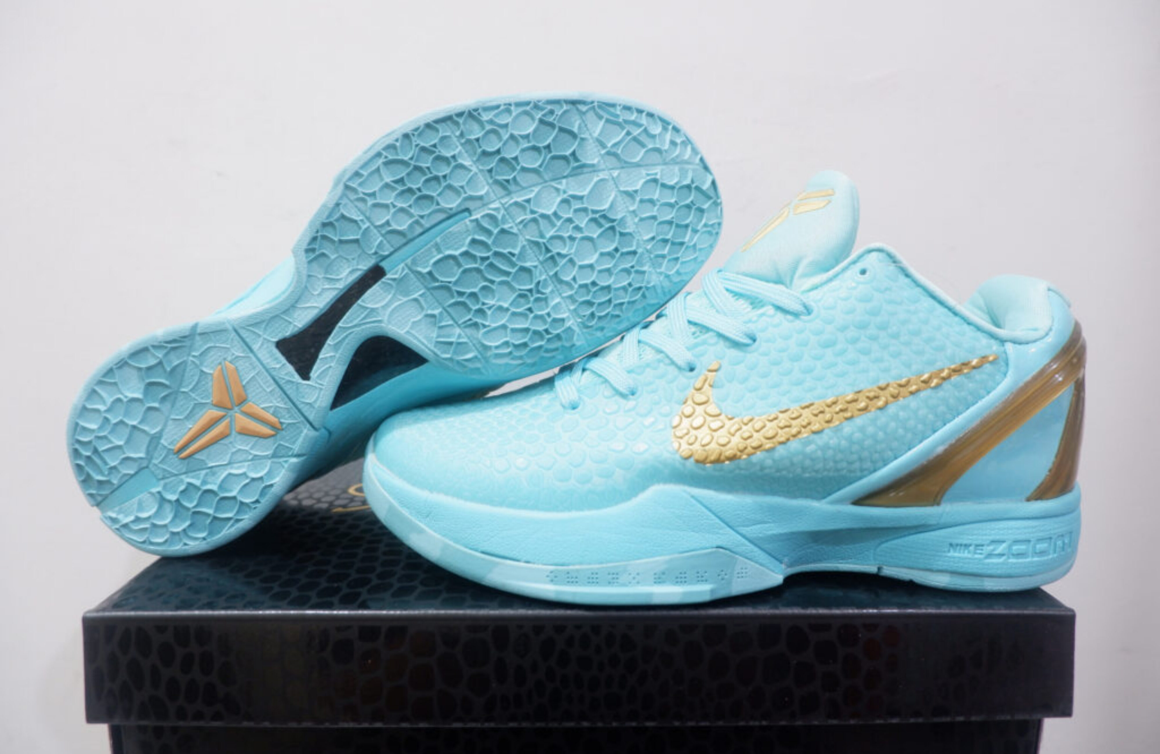 NIKE KOBE 6 PROTRO LOW STATUE OF LIBERTY