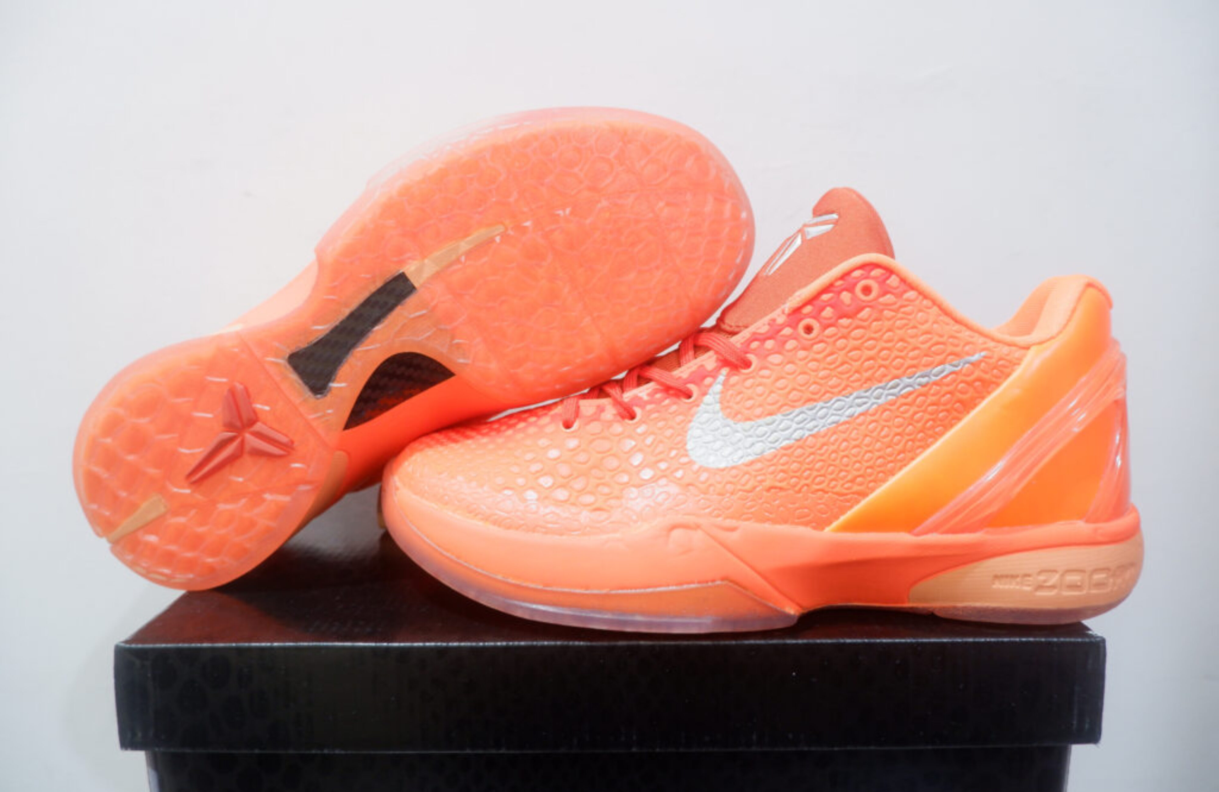 NIKE KOBE 6 PROTRO LOW TOTAL ORANGE
