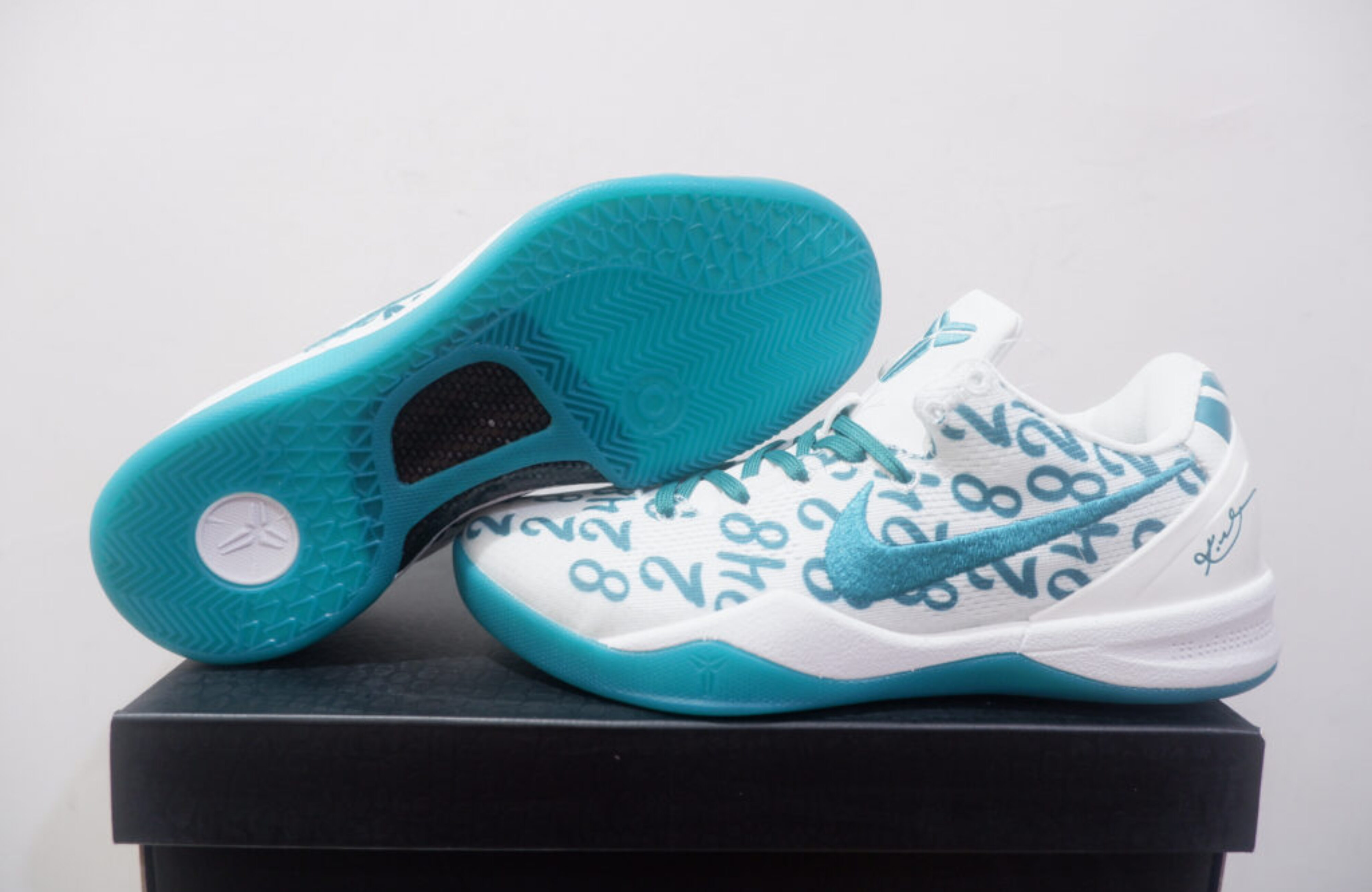 NIKE KOBE 8 PROTRO LOW AQUA