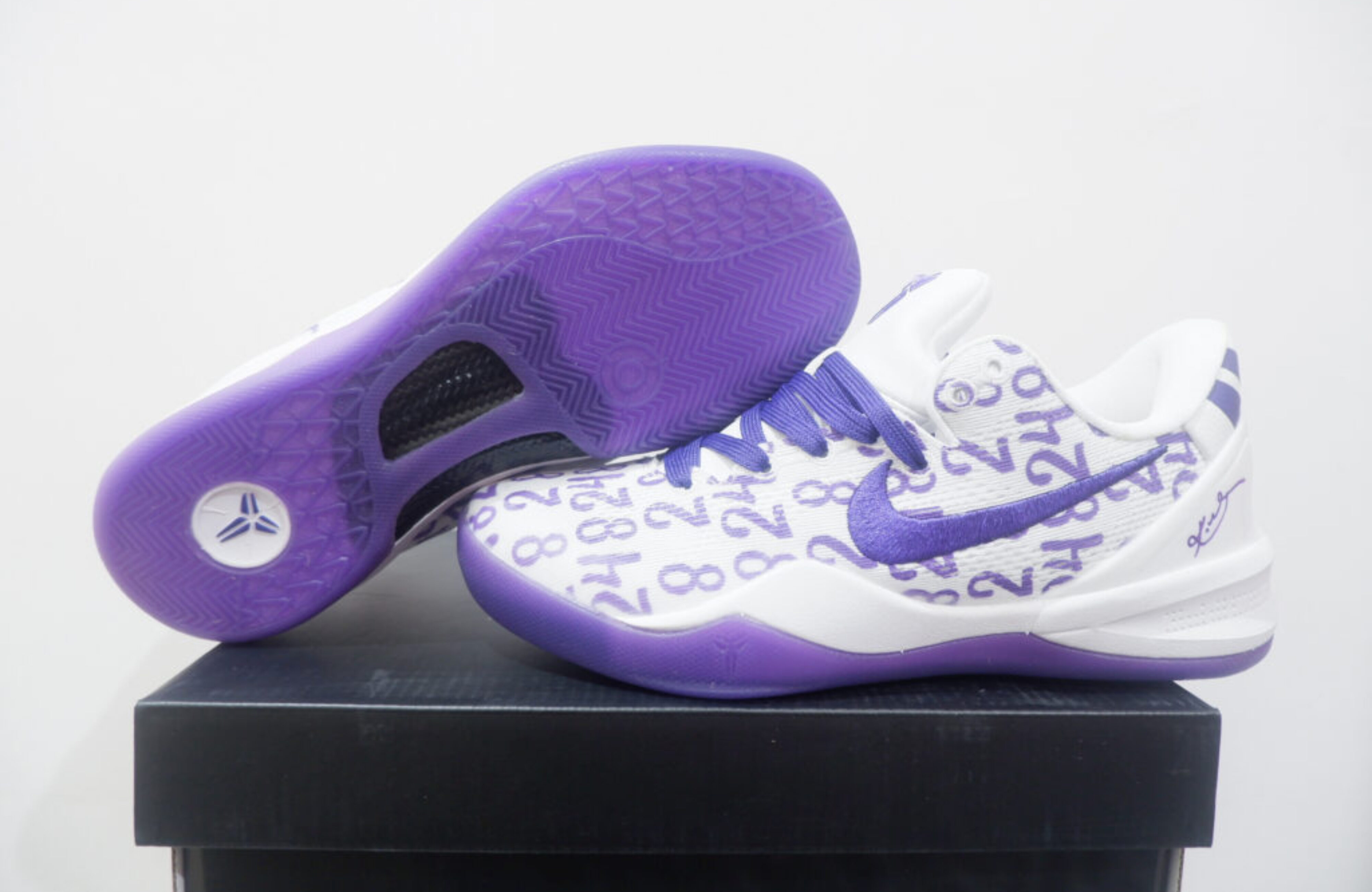 NIKE KOBE 8 PROTRO LOW COURT PURPLE 8-24 SIZE 36-39