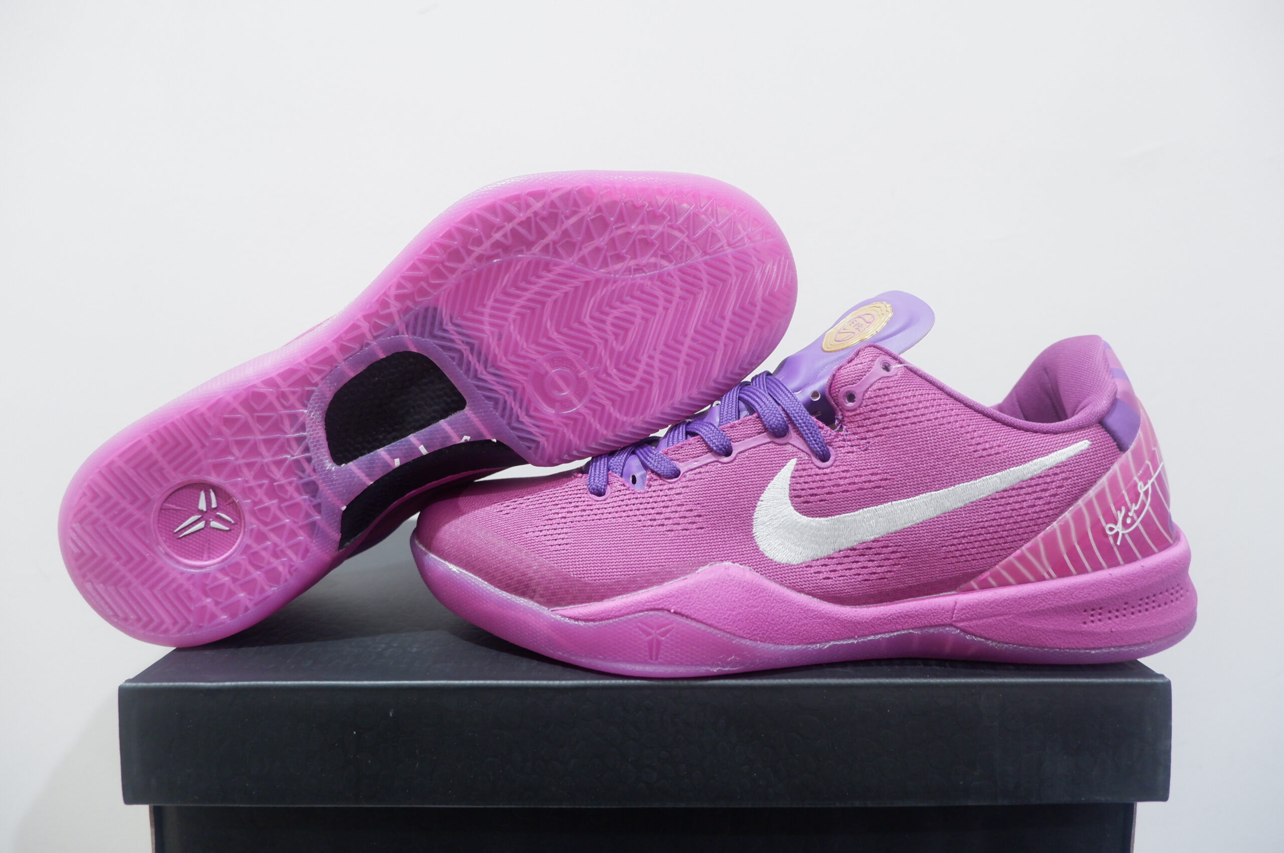 NIKE KOBE 8 PROTRO LOW EYBL