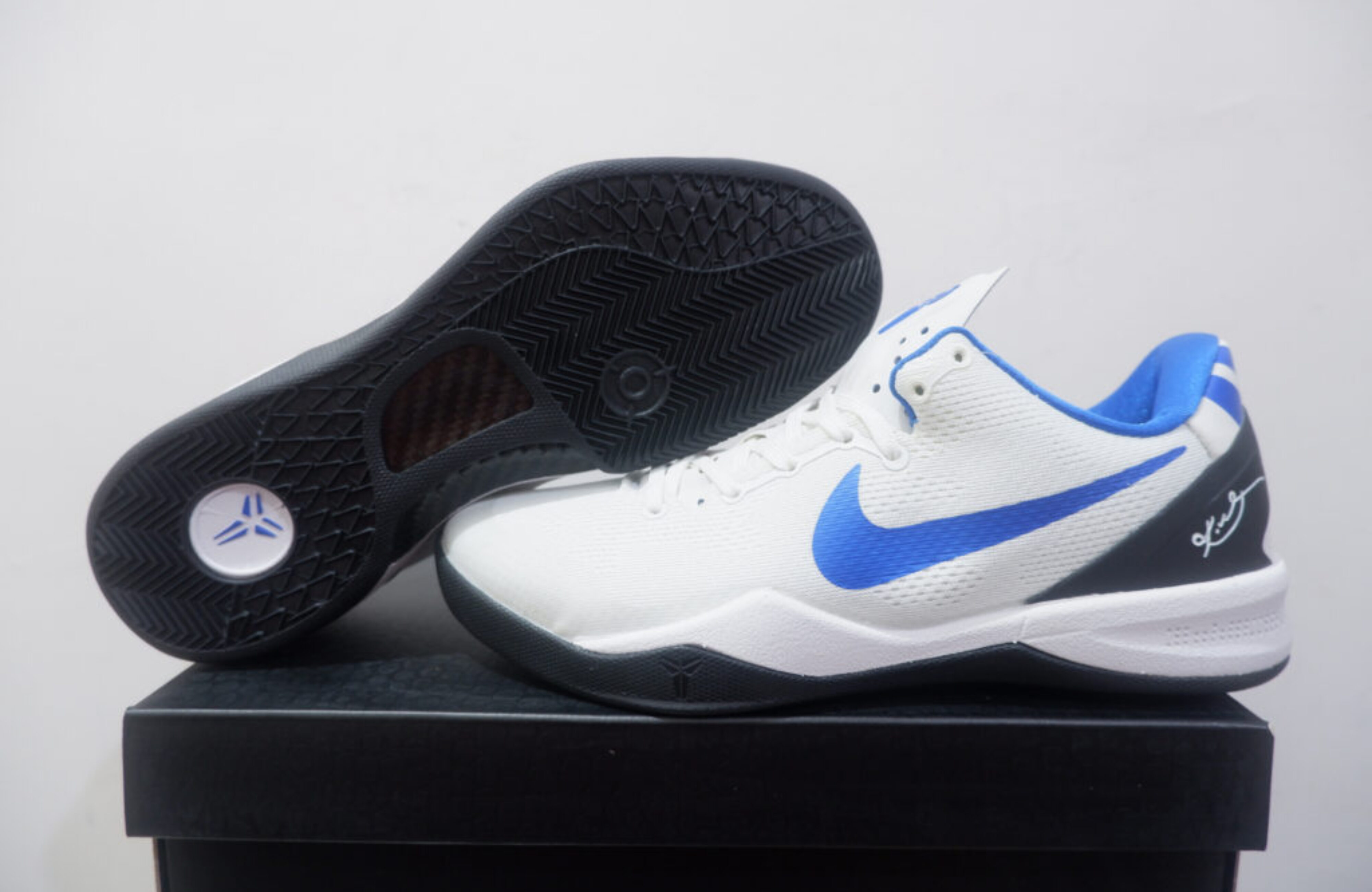 NIKE KOBE 8 PROTRO LOW PE DUKE WHITE