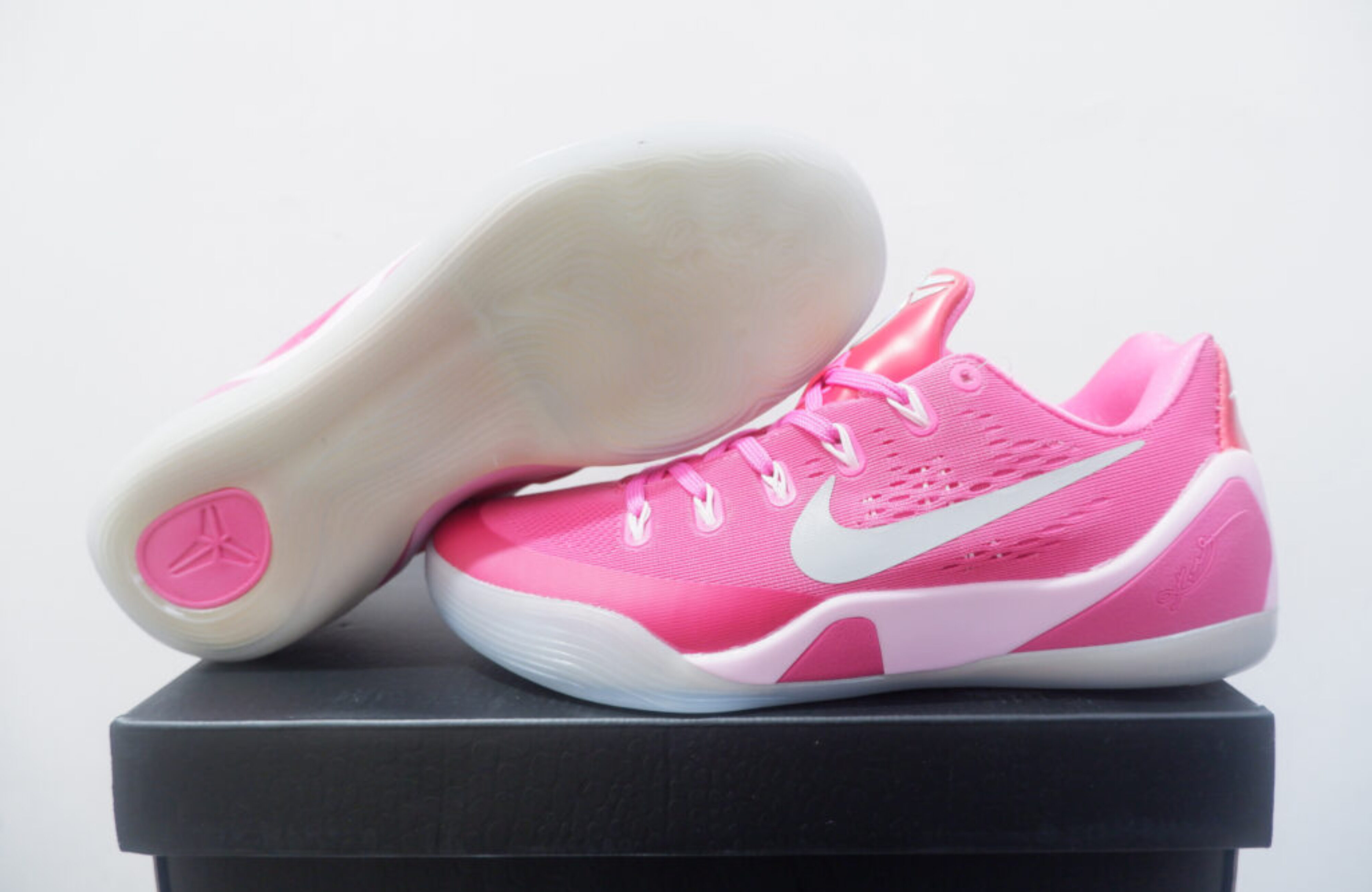 NIKE KOBE 9 EM PROTRO LOW KAY YOW