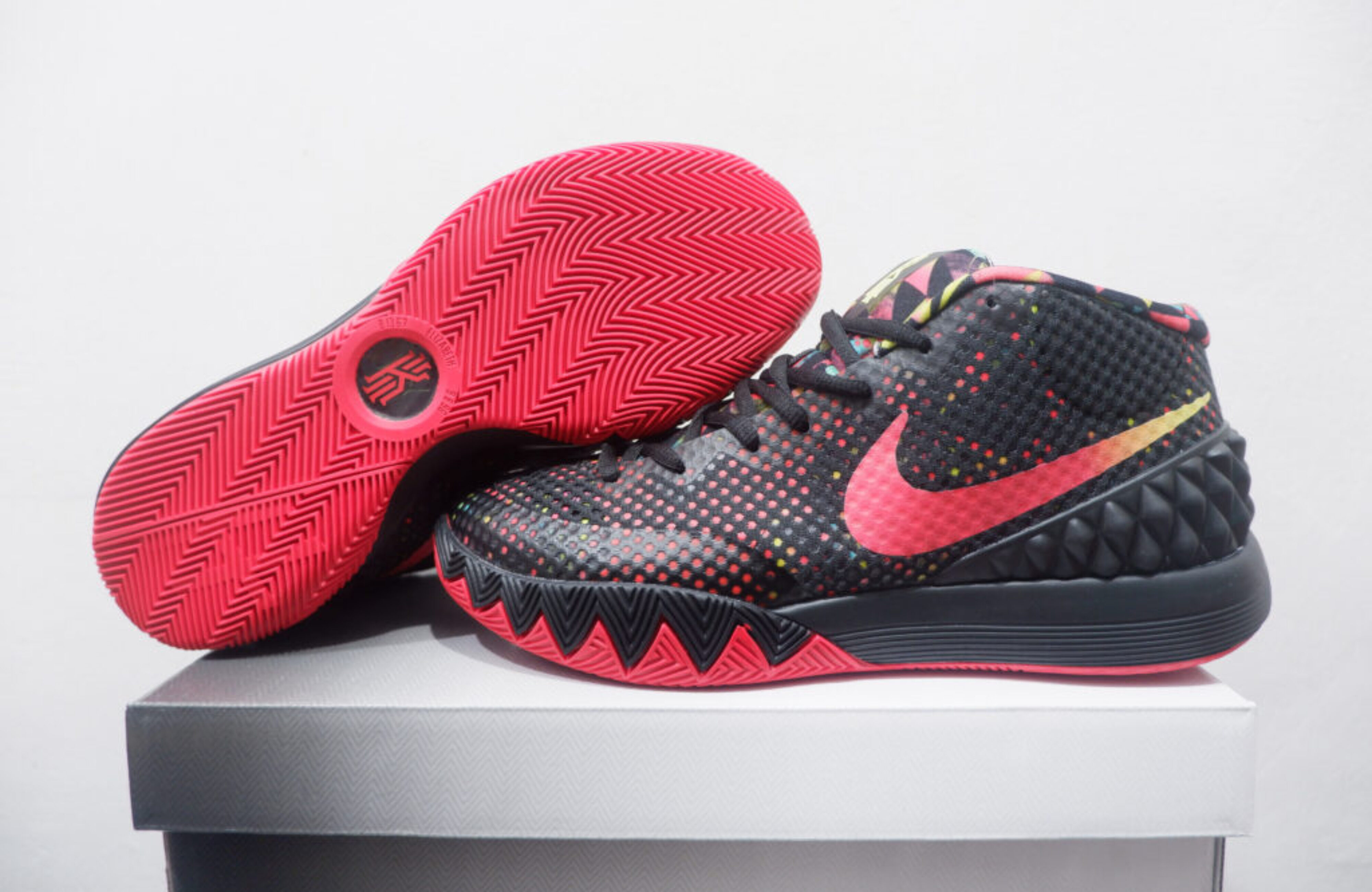 NIKE KYRIE 1 HIGH DREAM