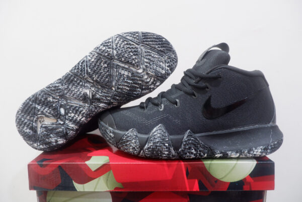 NIKE KYRIE 4 HIGH BLACKOUT