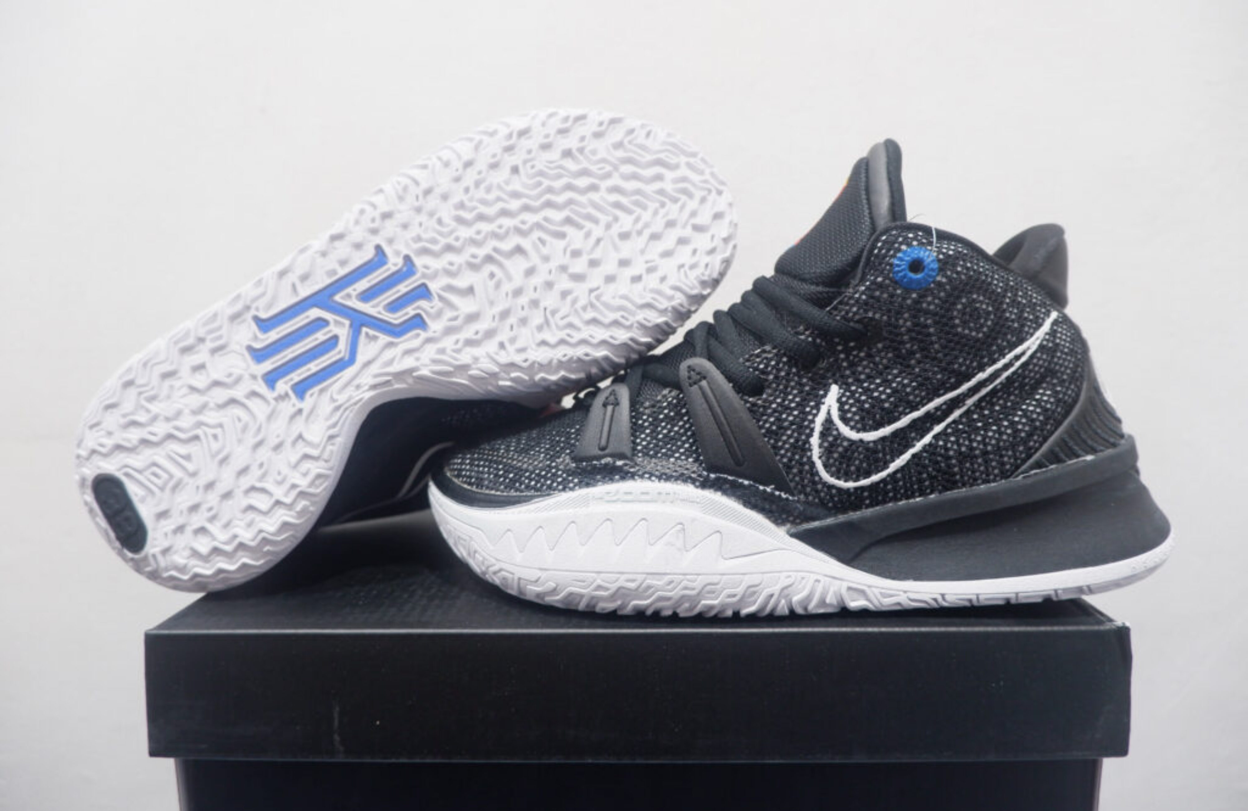 NIKE KYRIE 7 HIGH BLACK TEAL SIZE 36-39