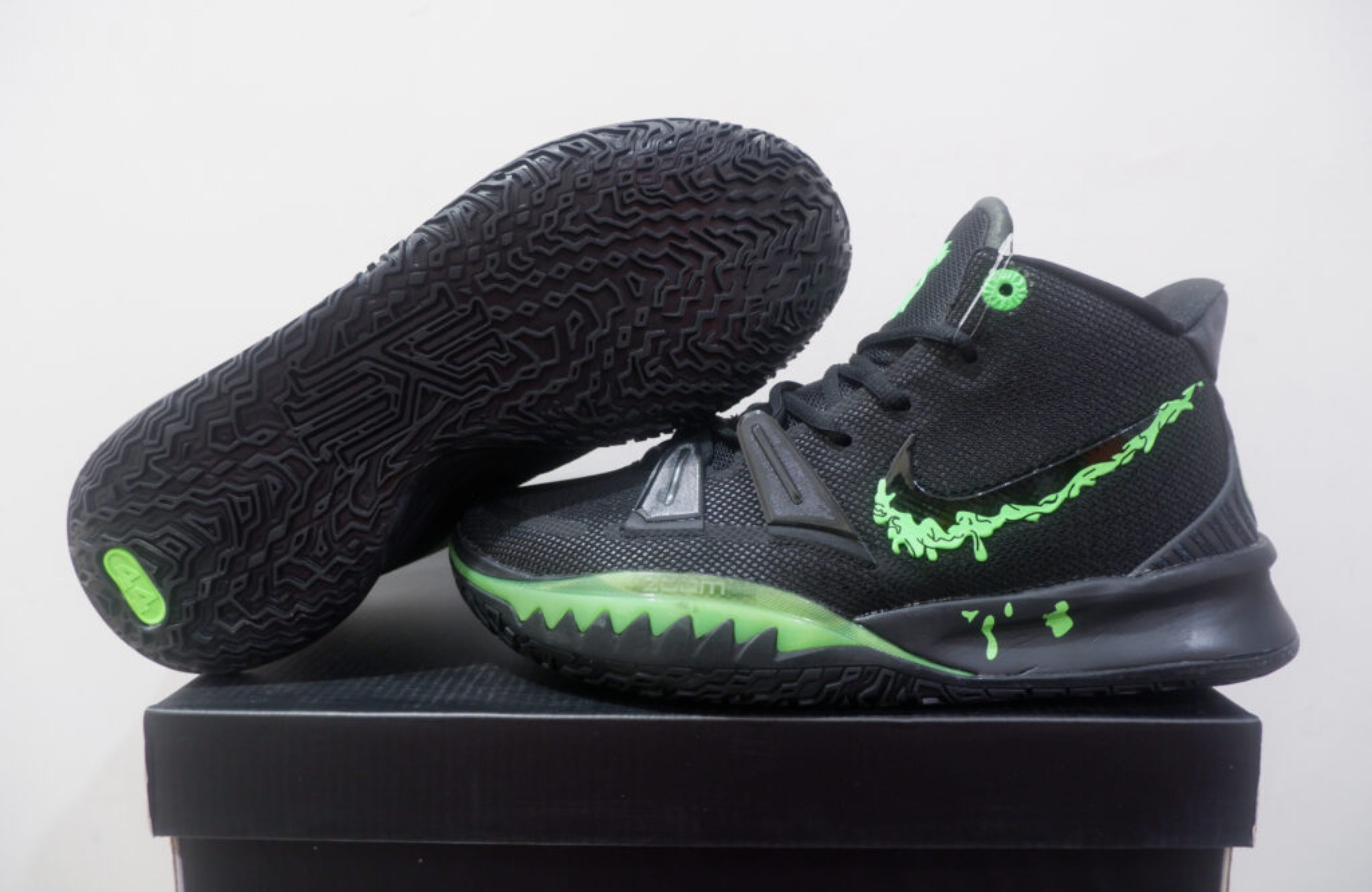 NIKE KYRIE 7 HIGH HALLOWEEN