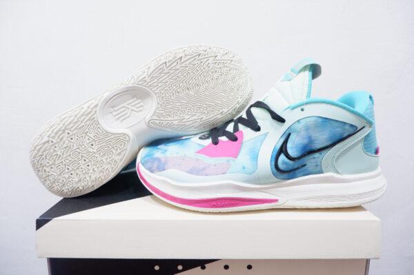 NIKE KYRIE LOW 5 EP COMMUNITY